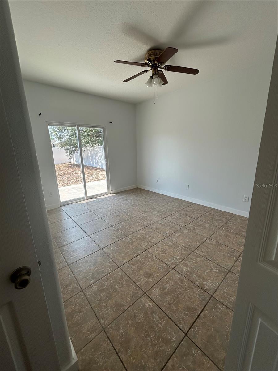 Image 13 of 13 For 352 Madina Circle