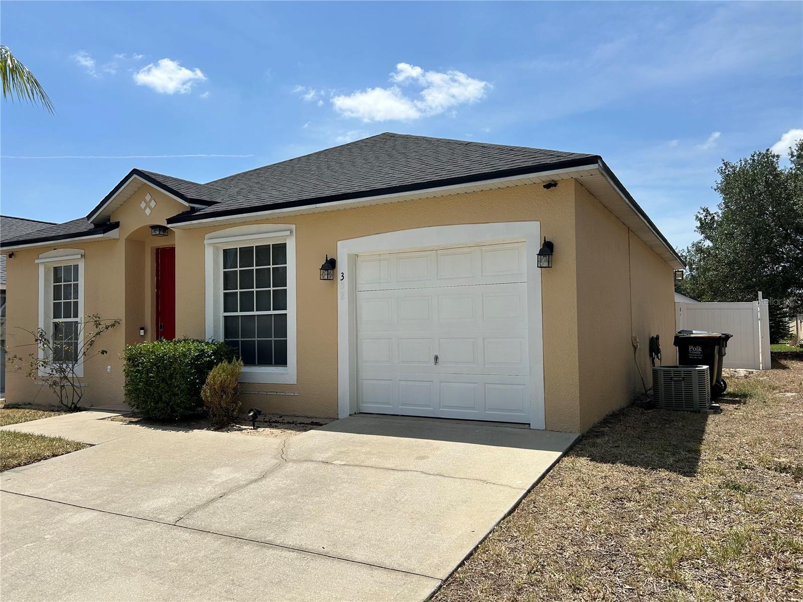 Image 3 of 13 For 352 Madina Circle