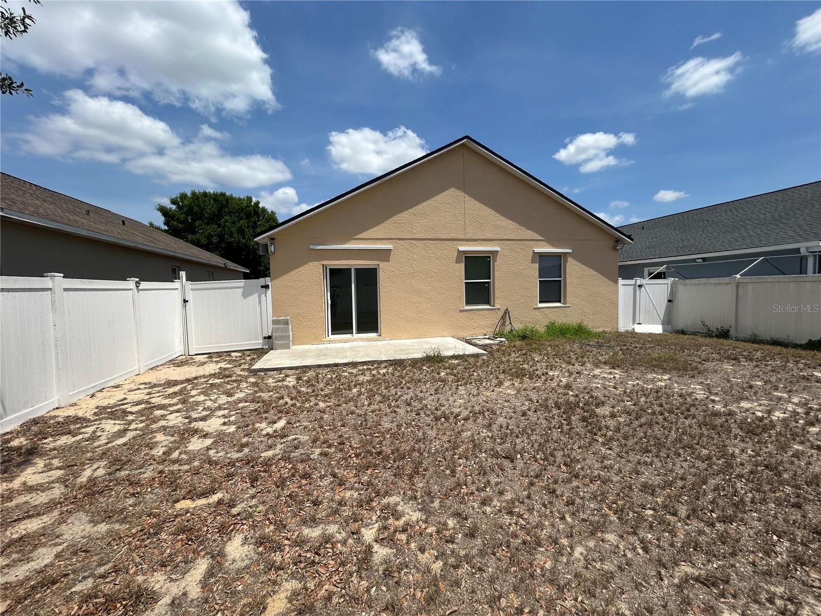 Image 4 of 13 For 352 Madina Circle