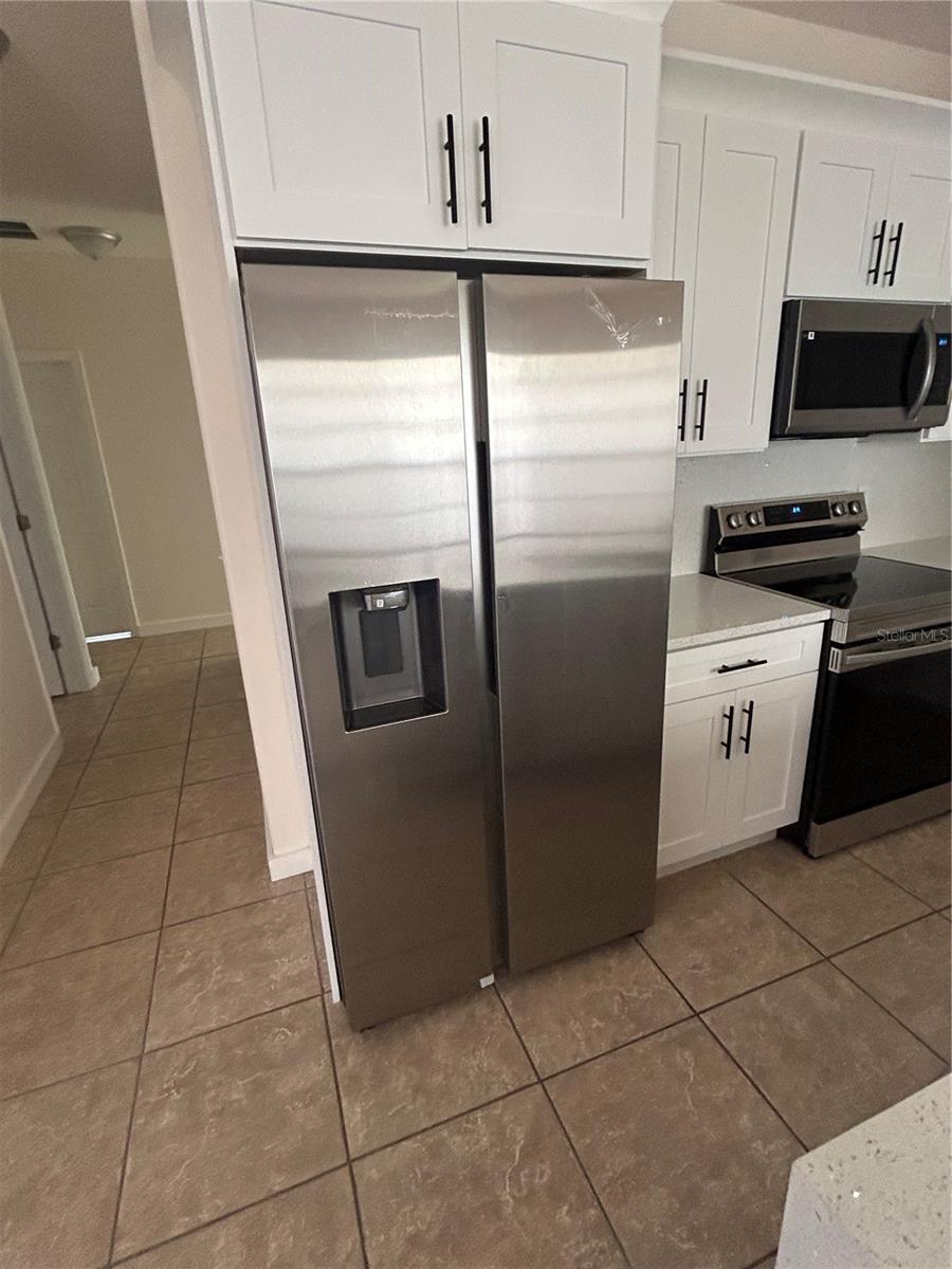 Image 7 of 13 For 352 Madina Circle