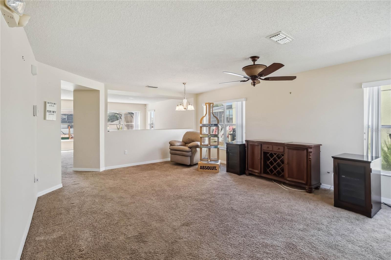 Image 3 of 26 For 410 Canna Drive