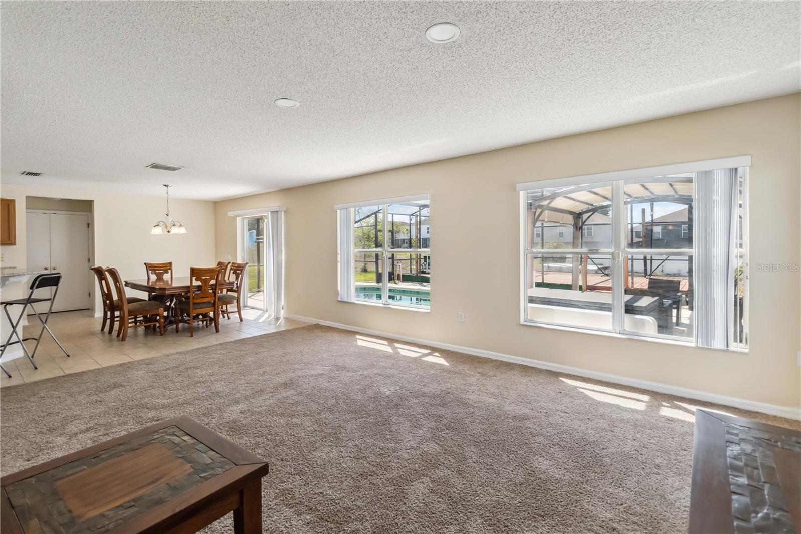 Image 7 of 26 For 410 Canna Drive