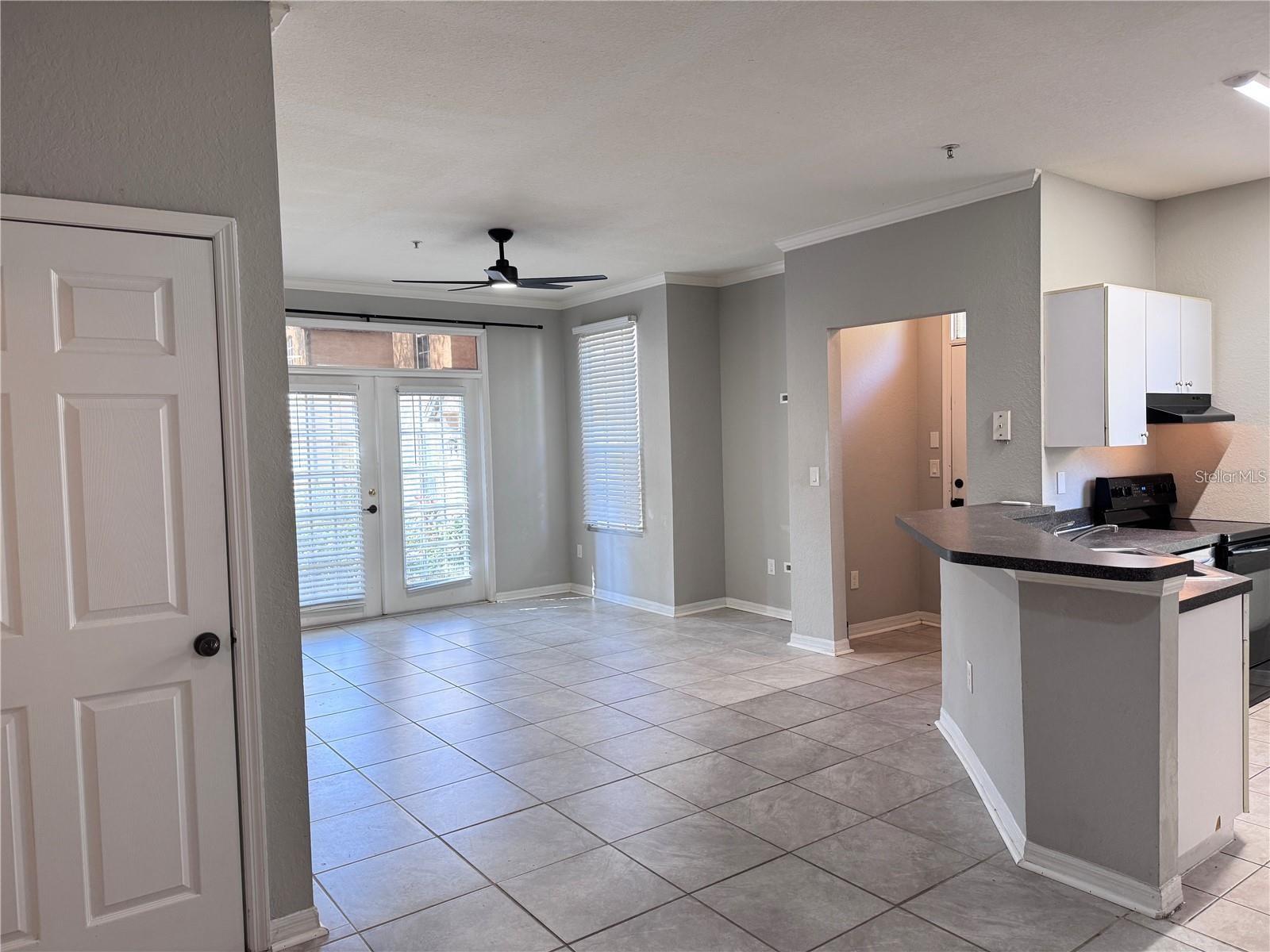 Image 23 of 27 For 6408 Raleigh Street 2402