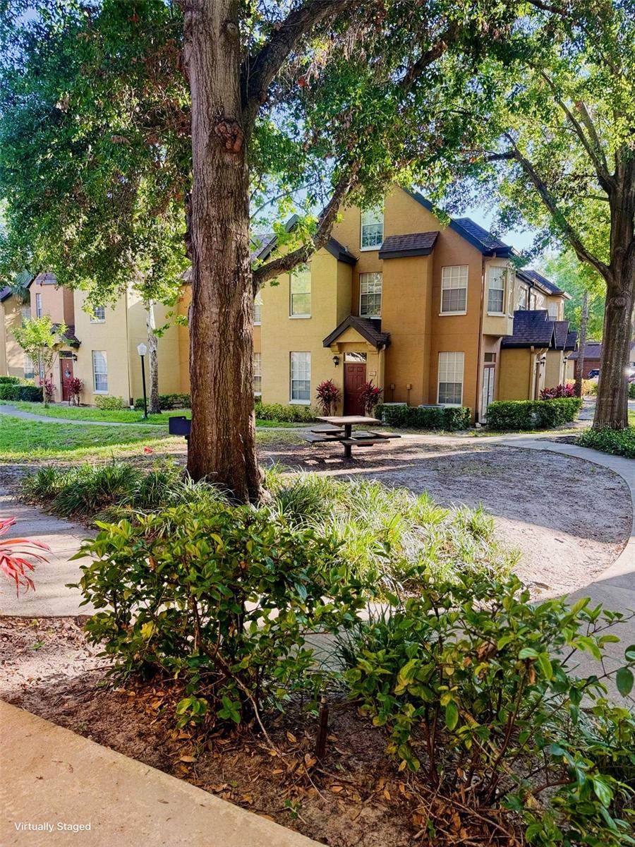 Image 26 of 27 For 6408 Raleigh Street 2402