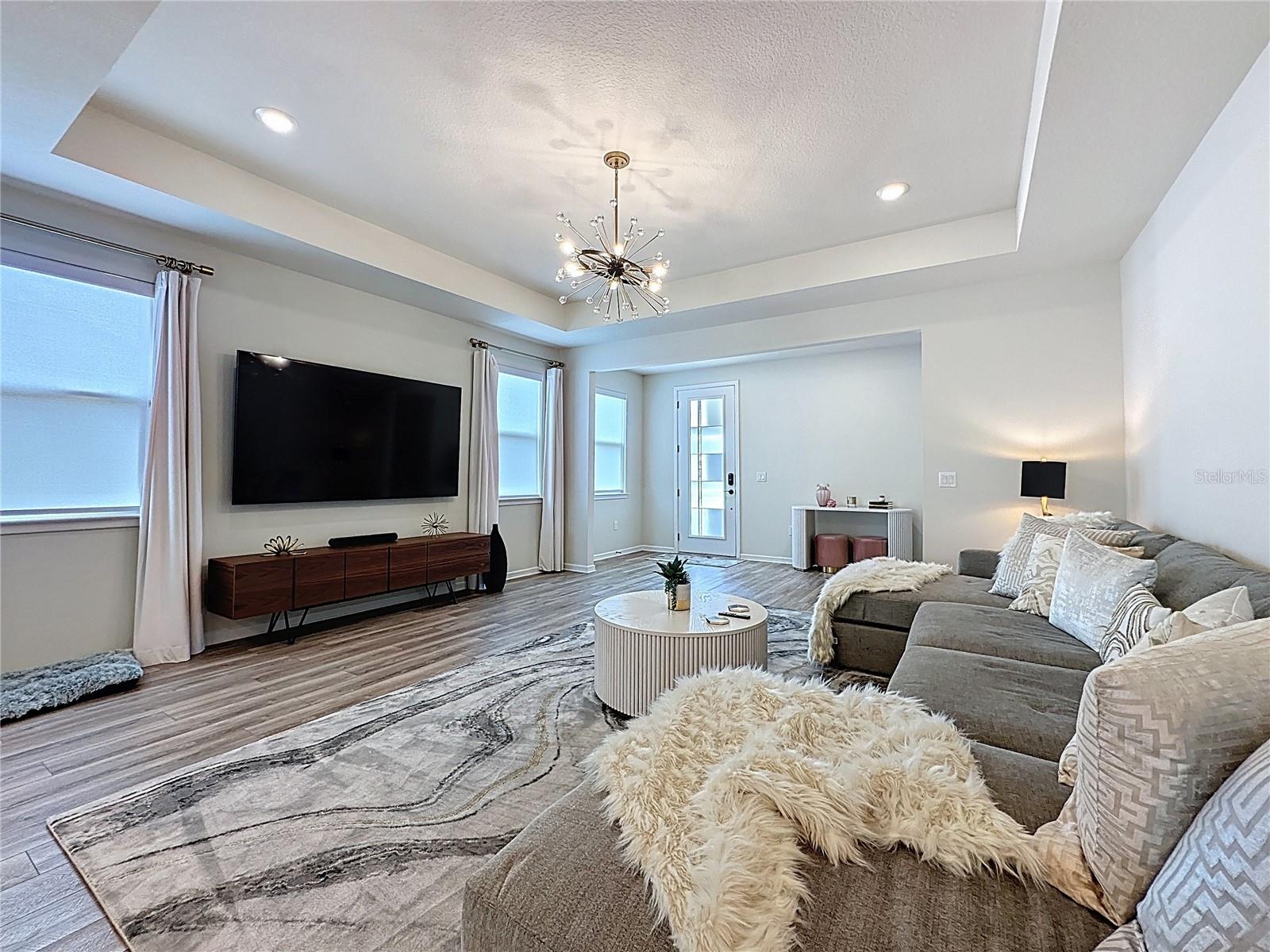Image 11 of 79 For 6514 Barnstorm Way