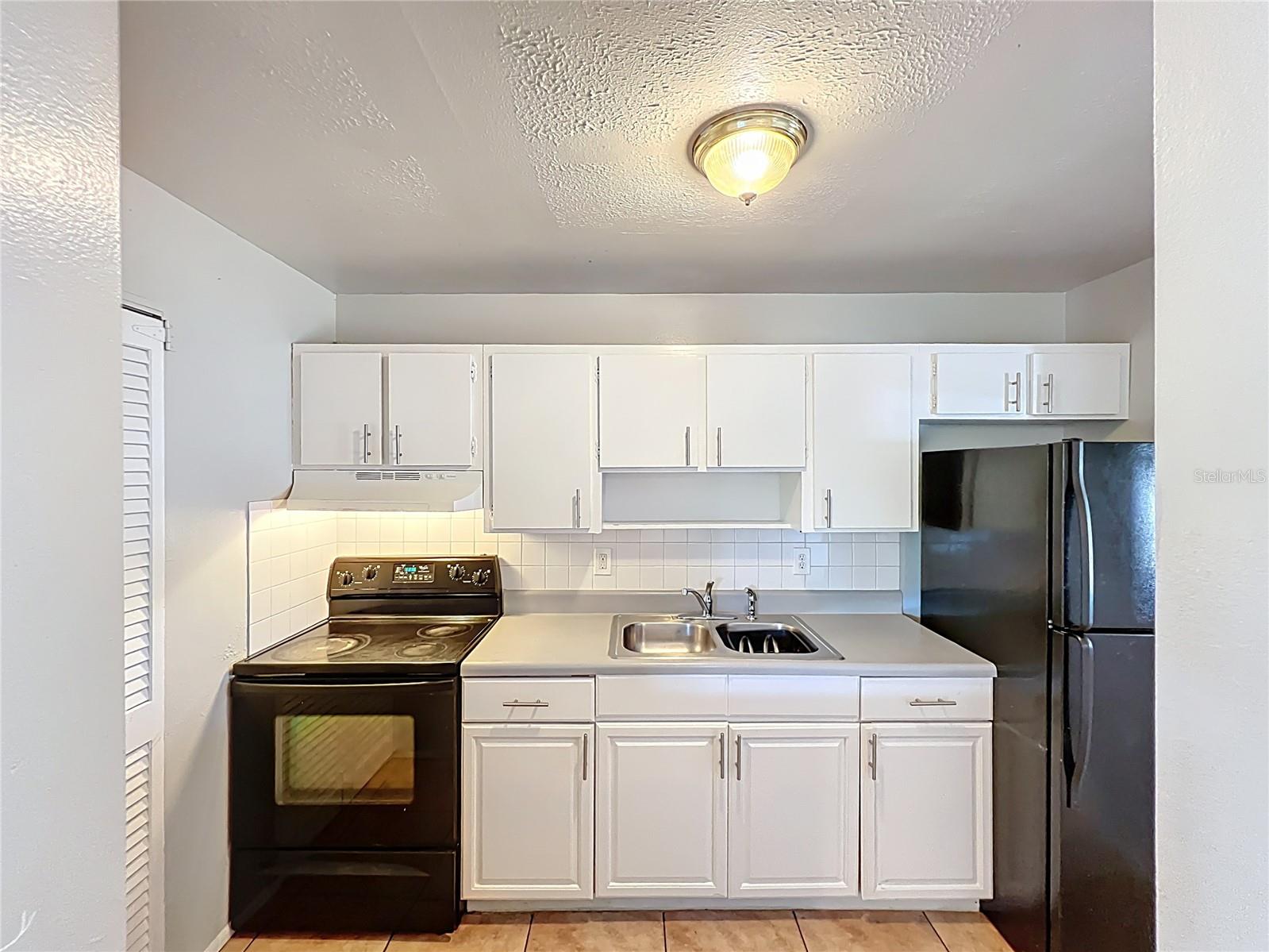 Image 4 of 9 For 4343 Lake Richmond Drive