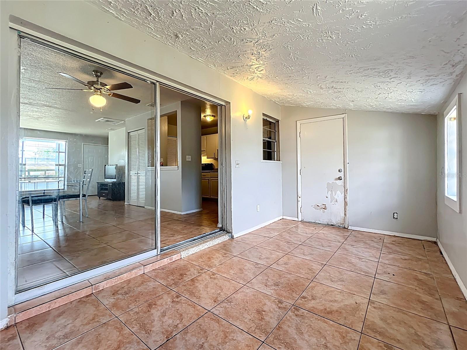 Image 7 of 9 For 4343 Lake Richmond Drive