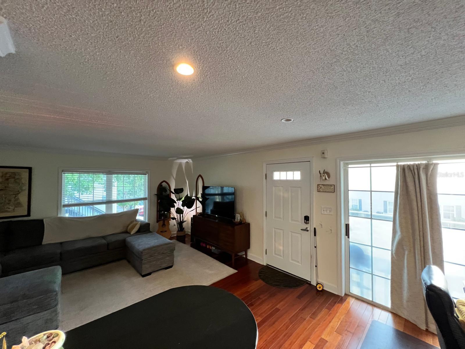 Image 6 of 47 For 4820 Conway Road 130