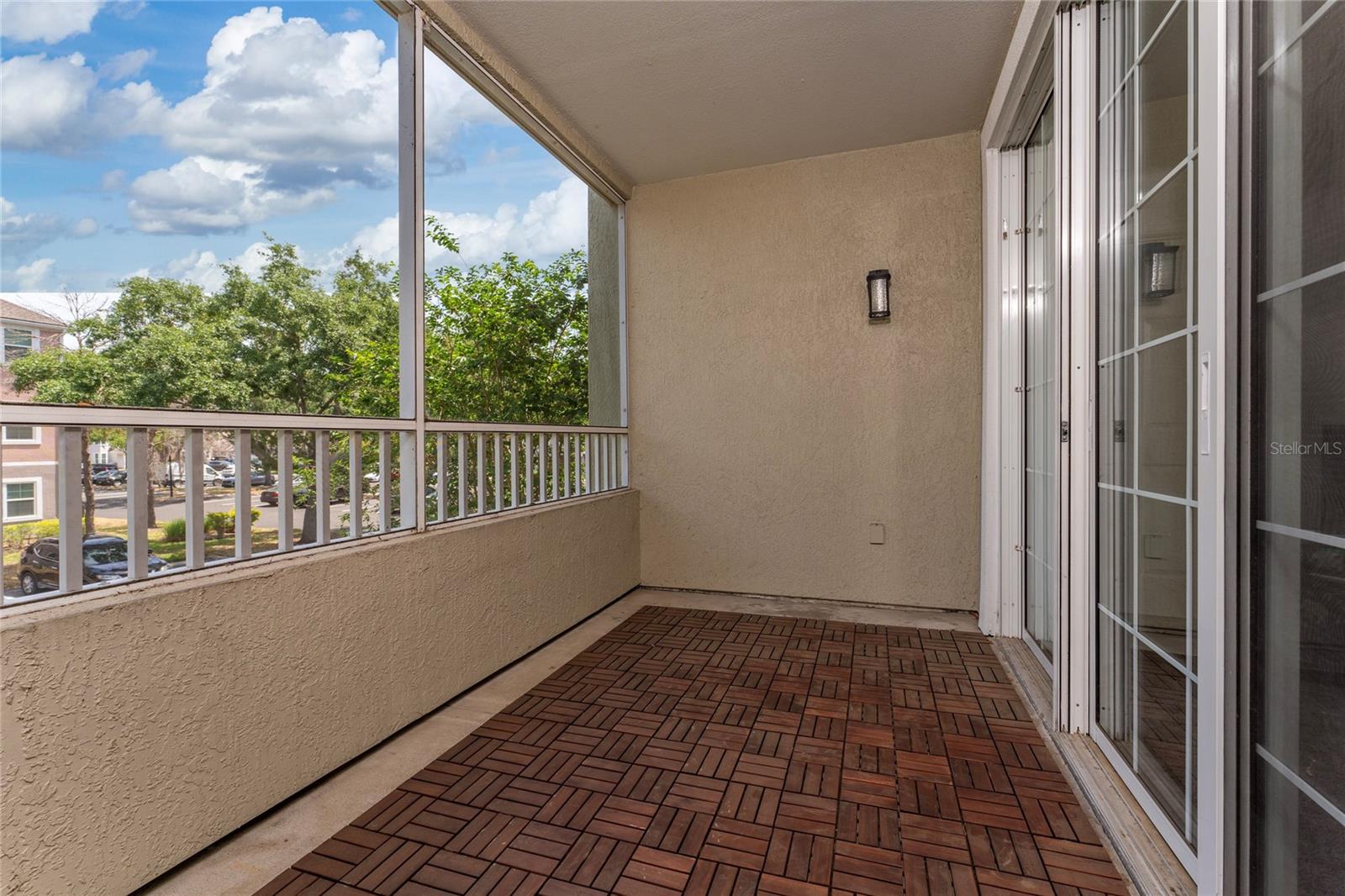 Image 18 of 32 For 3344 Corona Village Way 207