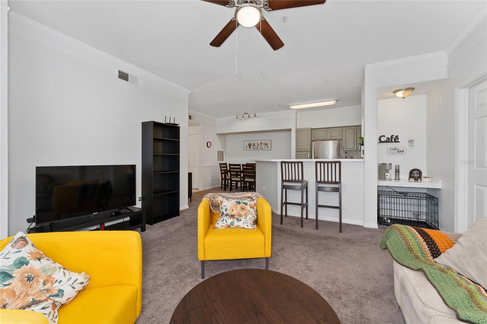 Image 6 of 32 For 3344 Corona Village Way 207