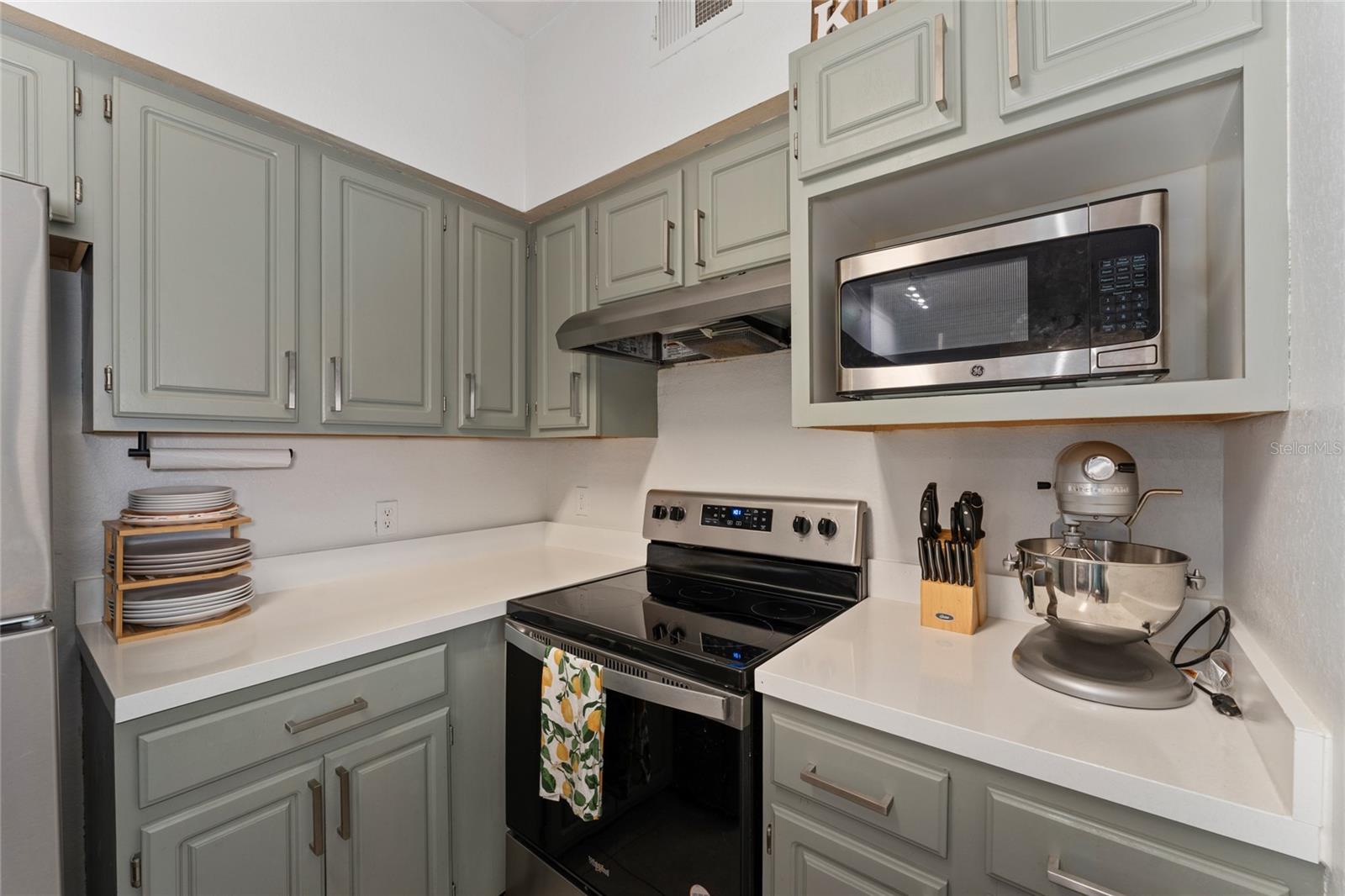 Image 9 of 32 For 3344 Corona Village Way 207
