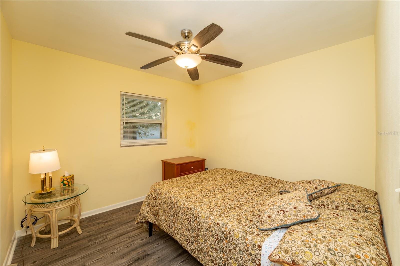 Image 10 of 23 For 433 Lee Avenue
