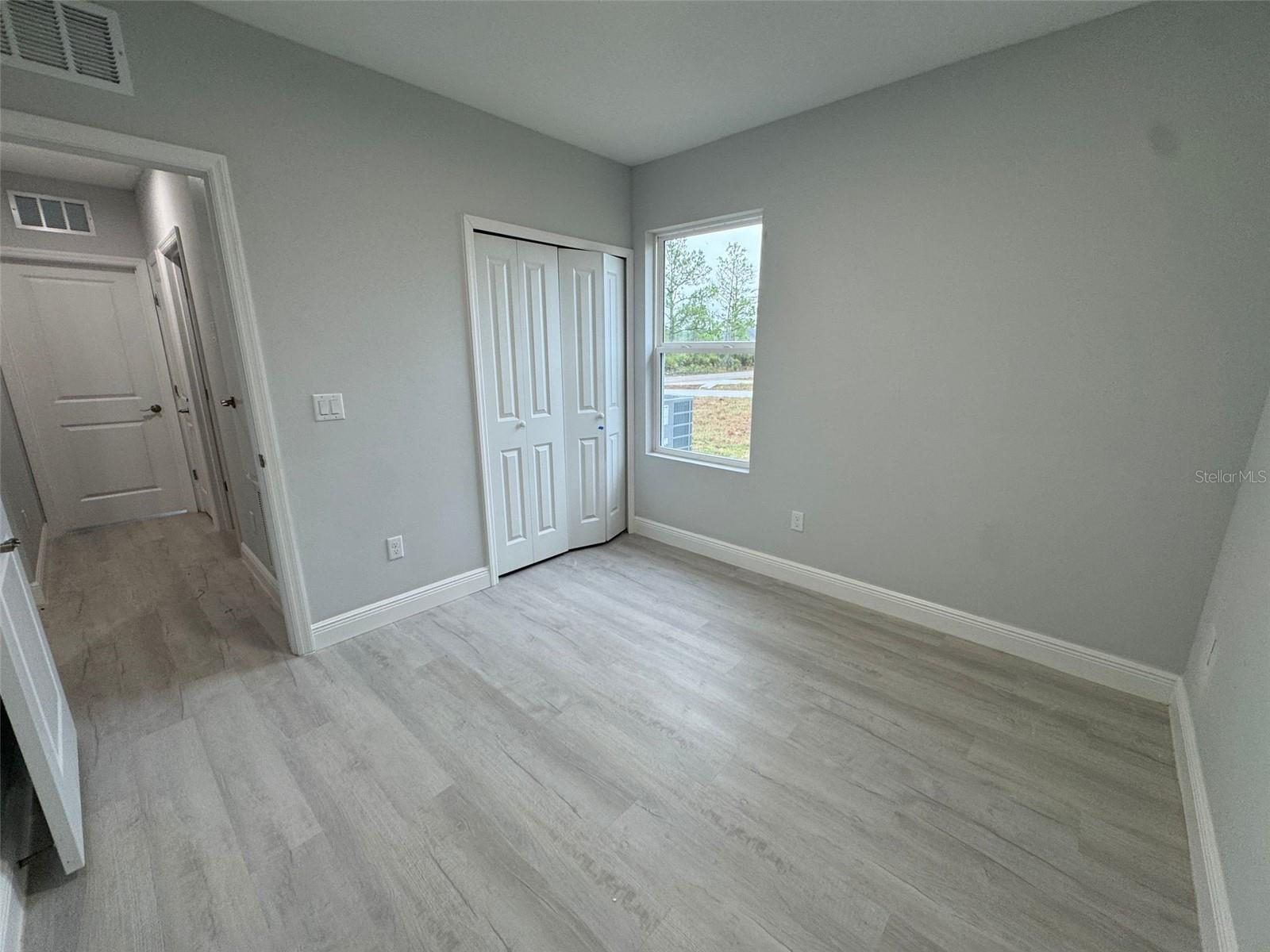Image 11 of 13 For 6935 Dickinson Drive