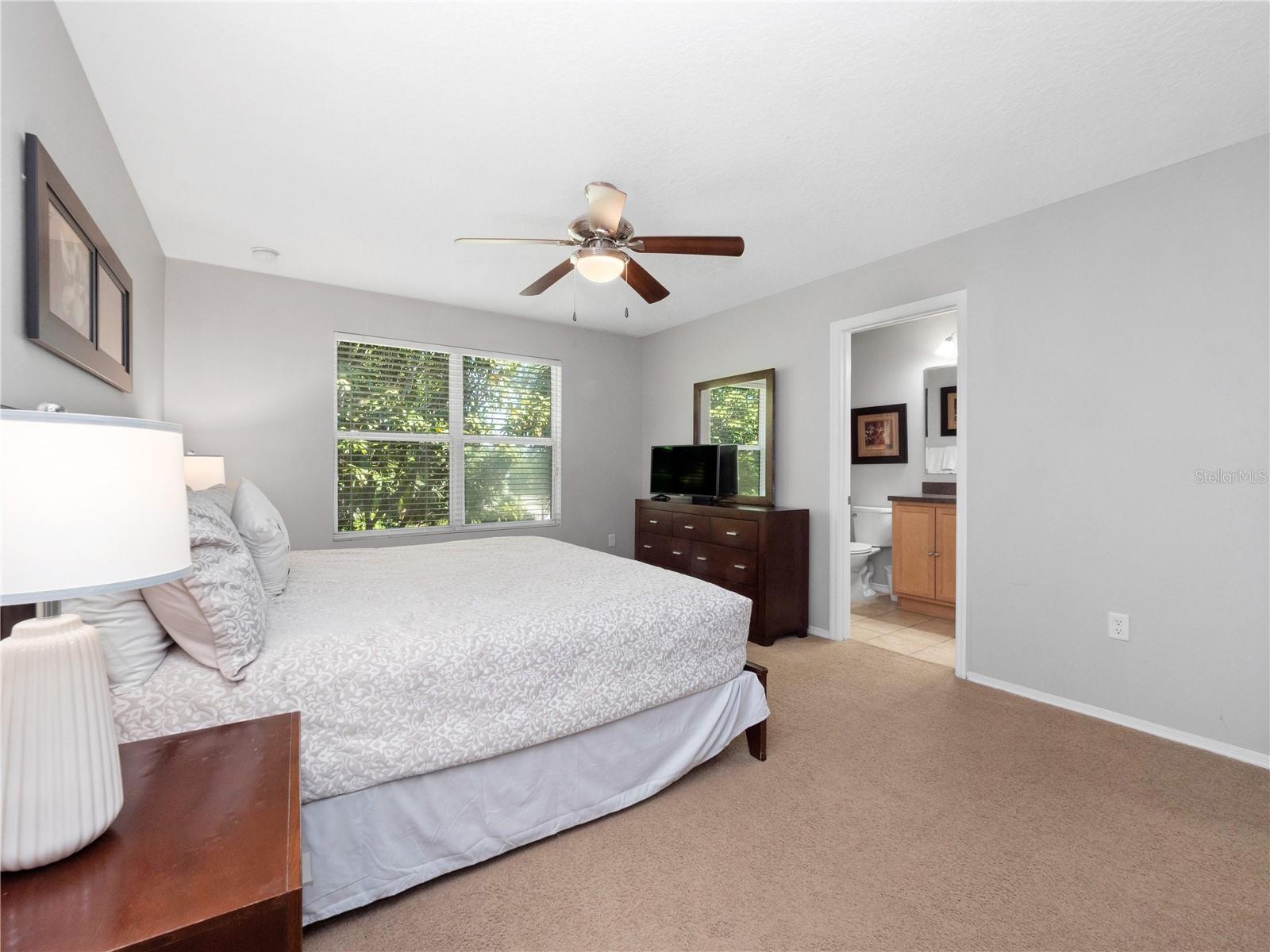Image 13 of 33 For 3071 Seaview Castle Drive