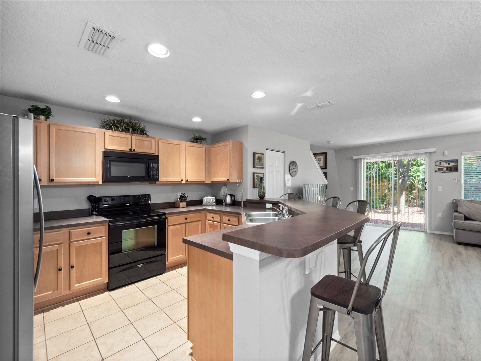 Image 3 of 33 For 3071 Seaview Castle Drive