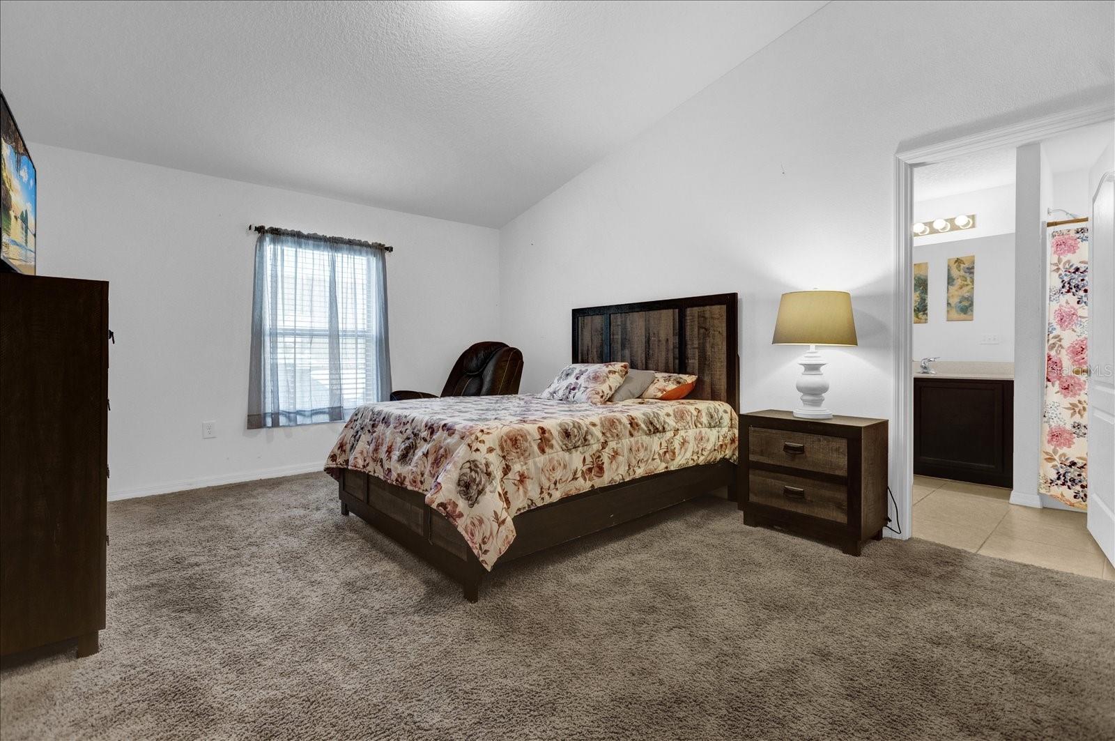 Image 9 of 28 For 341 Gardenia Court