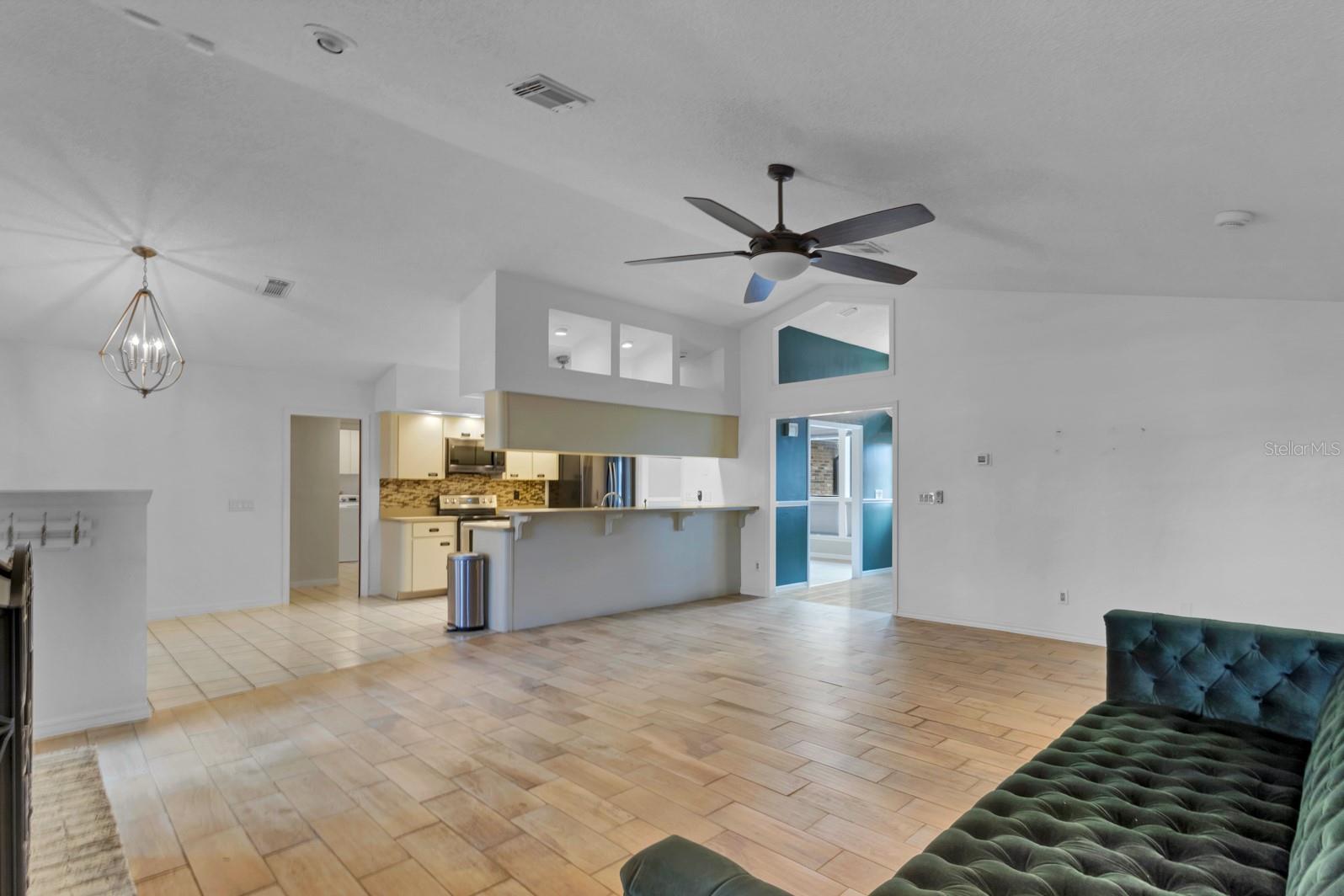 Image 10 of 40 For 3251 Pinewood Court