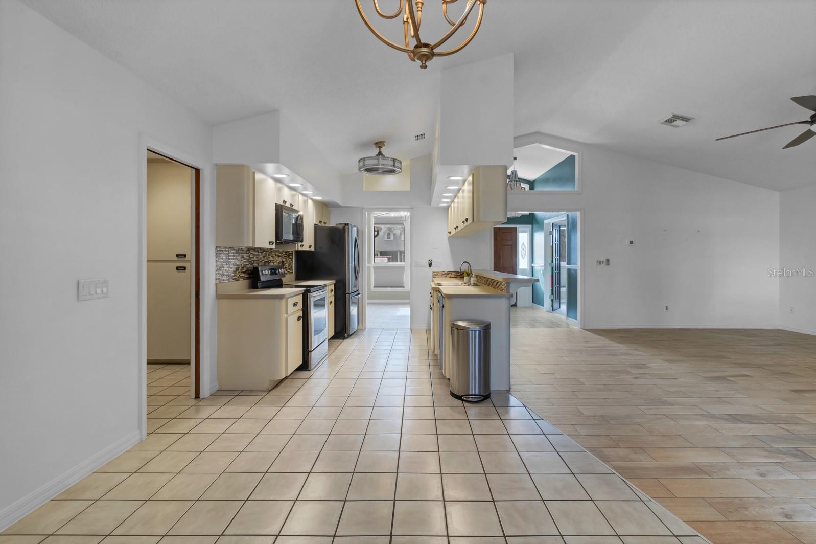 Image 12 of 40 For 3251 Pinewood Court