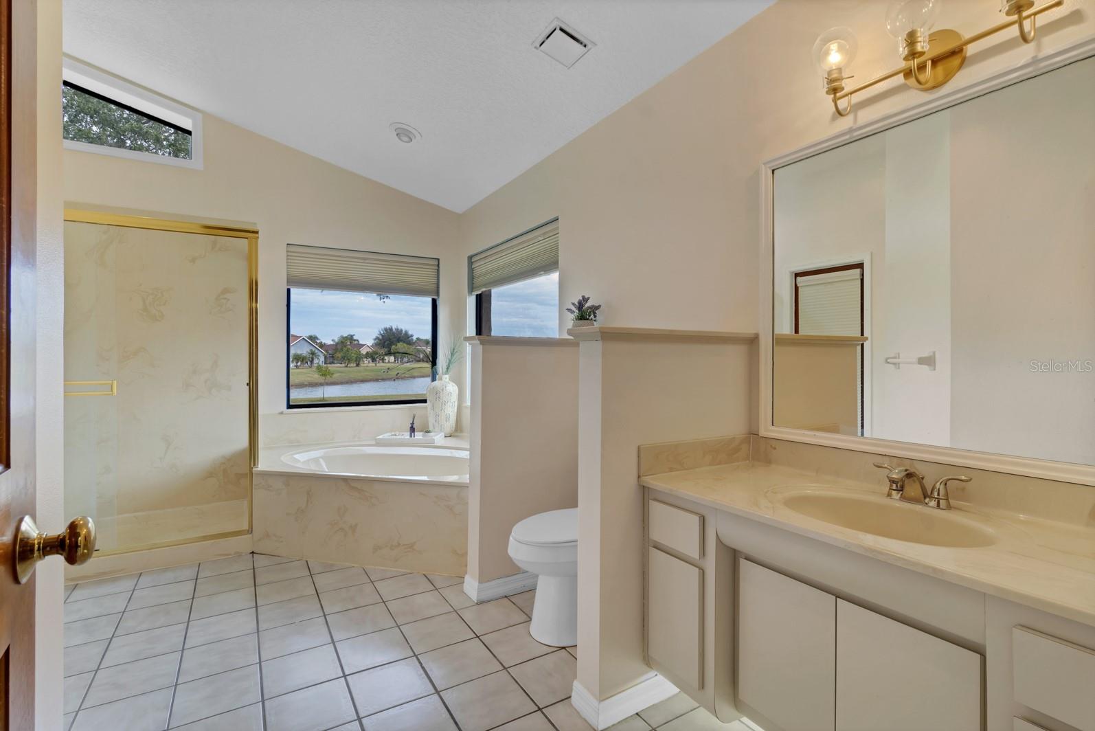 Image 19 of 40 For 3251 Pinewood Court