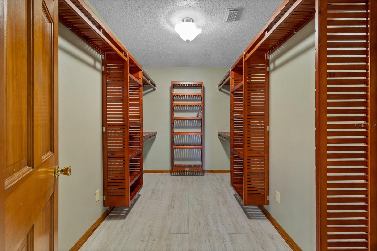 Image 22 of 40 For 3251 Pinewood Court