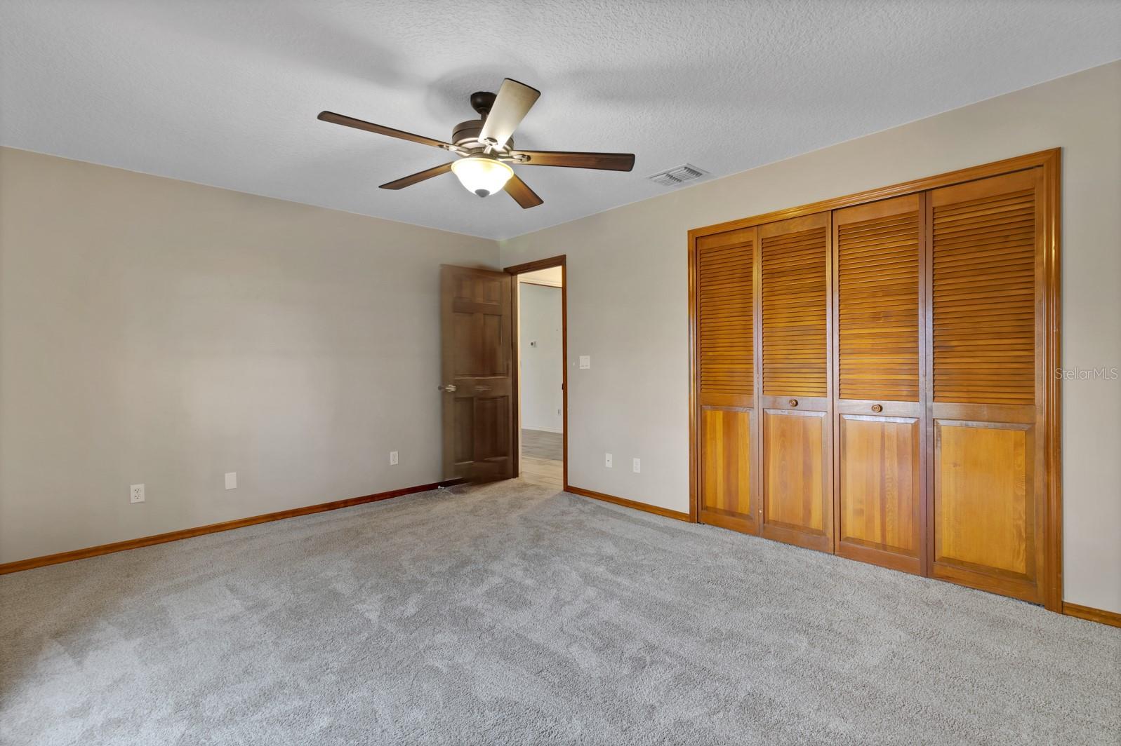 Image 25 of 40 For 3251 Pinewood Court