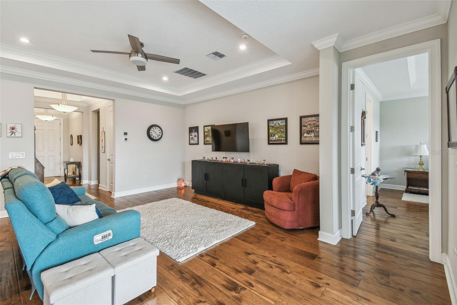 Image 7 of 60 For 249 Bella Cortina Drive