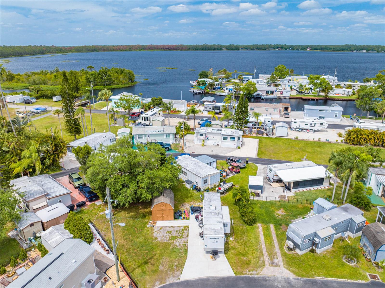 Image 25 of 35 For 1382 Mainsail Lane