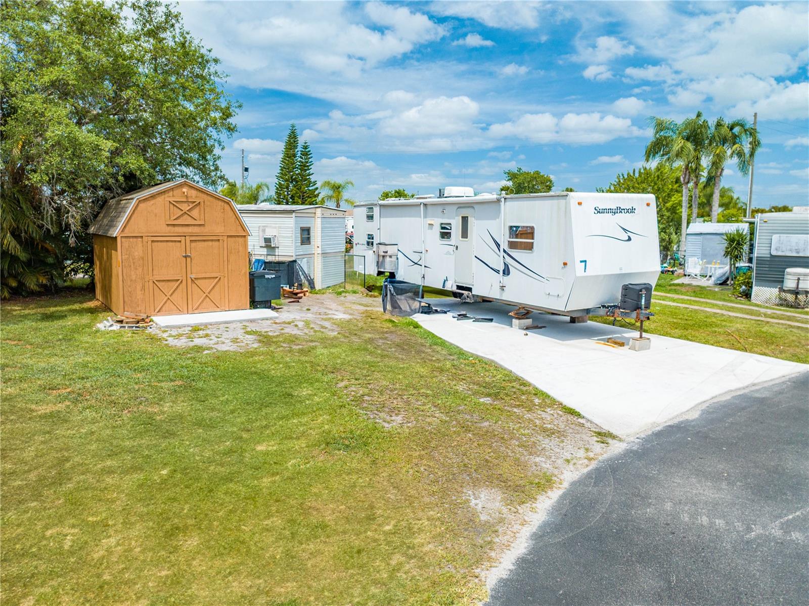 Image 4 of 35 For 1382 Mainsail Lane