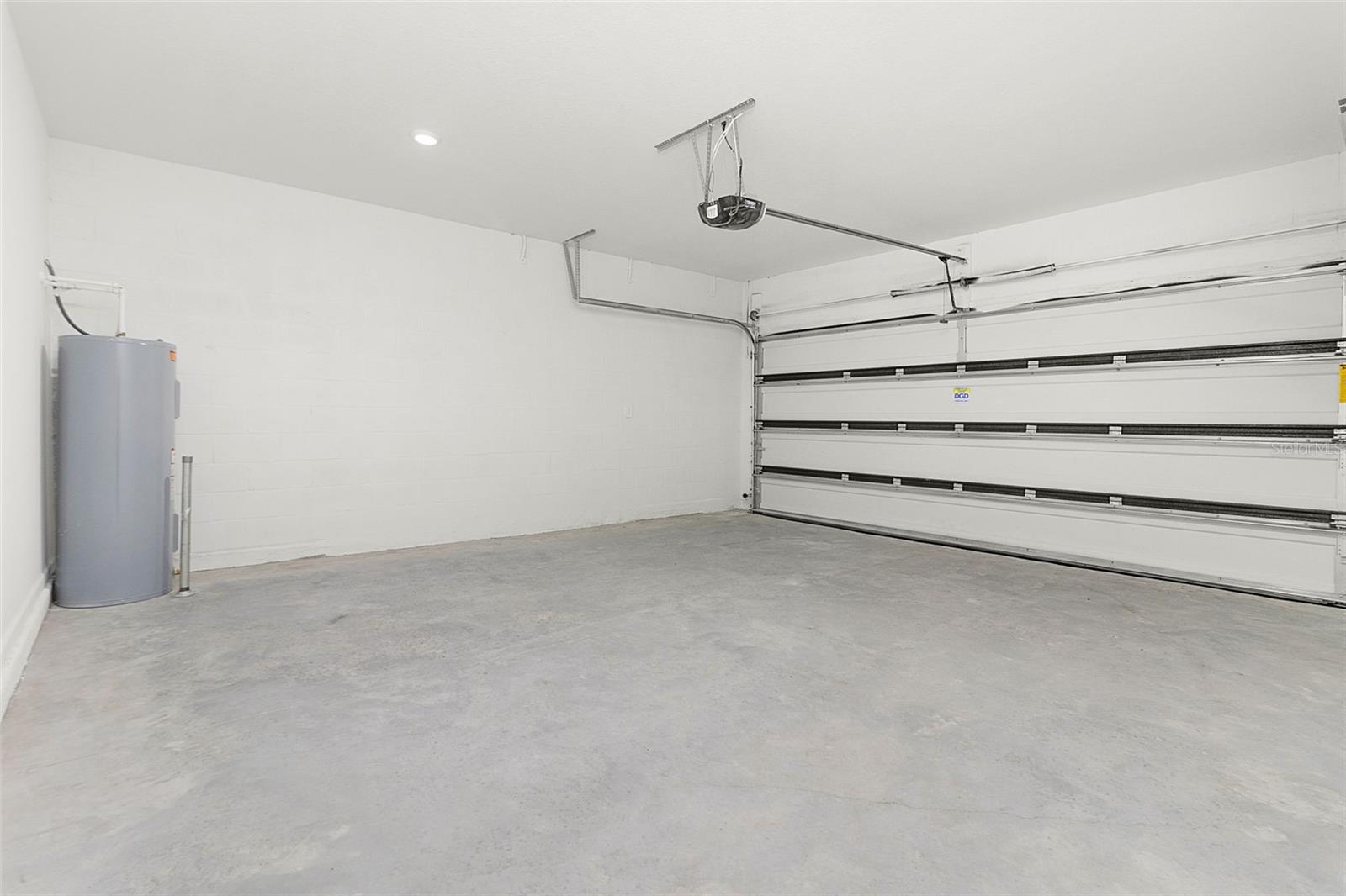 Image 13 of 42 For 4928 Worchester Drive