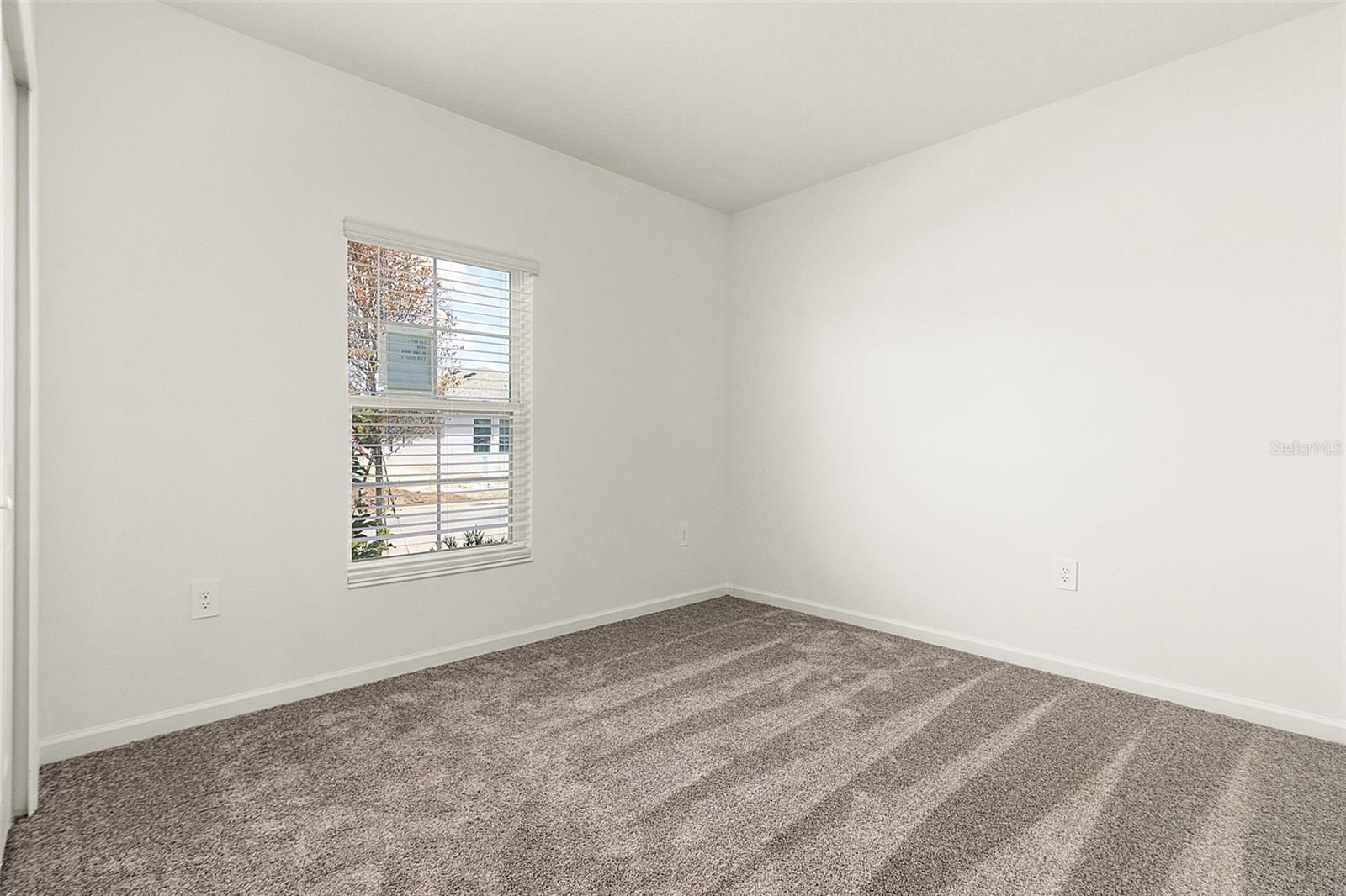 Image 4 of 42 For 4928 Worchester Drive