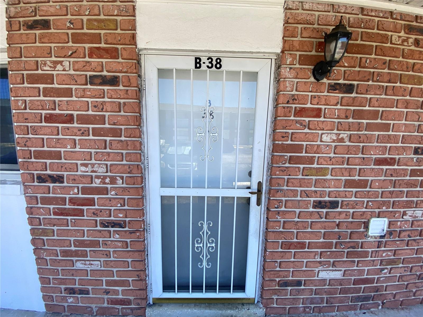 Image 4 of 42 For 781 Lancaster Road B38