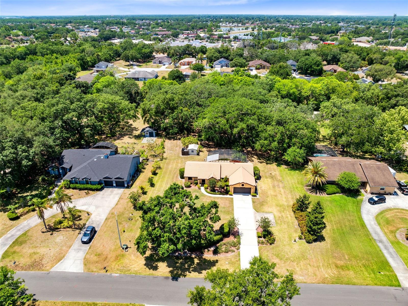 Image 30 of 35 For 2560 Greenwood Drive