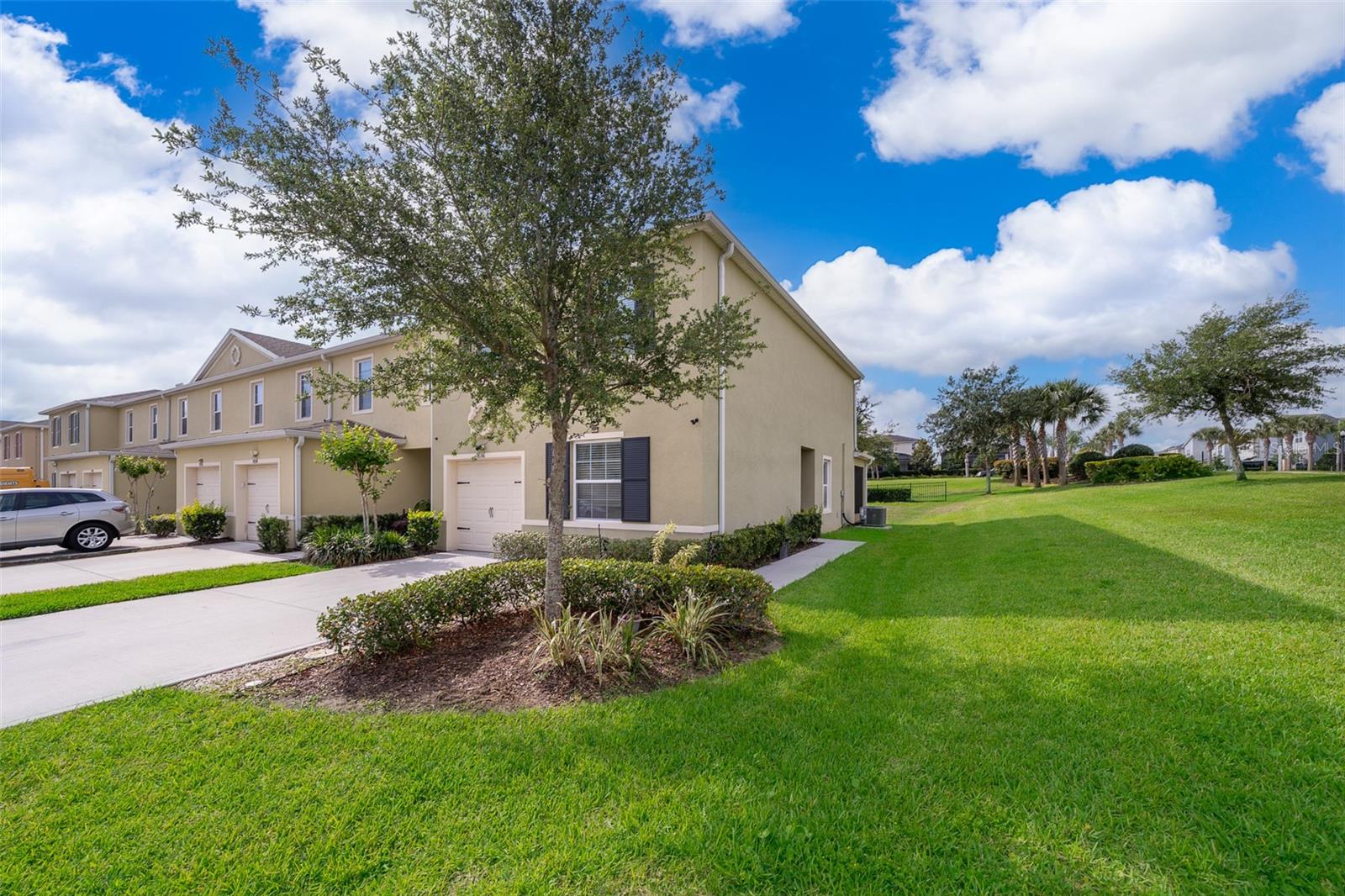 Image 2 of 33 For 9056 Wildflower Lane