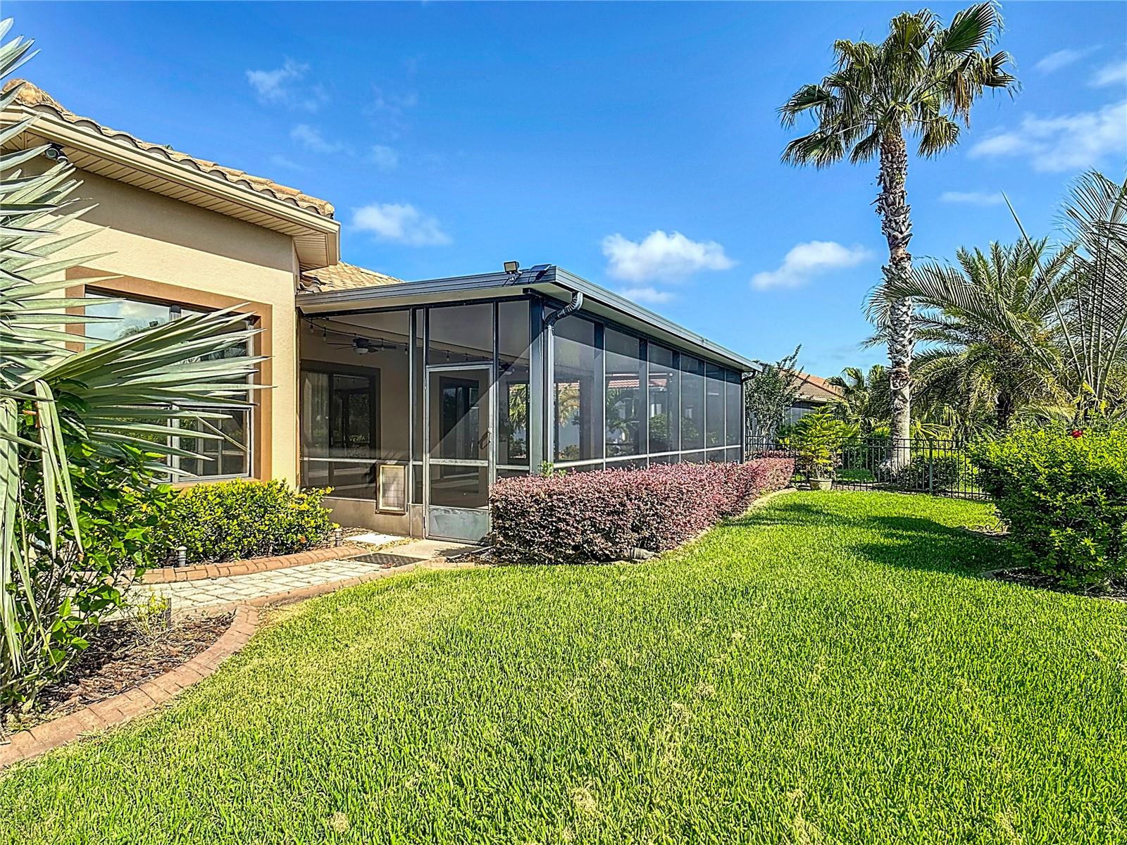 Image 79 of 94 For 772 San Raphael Street