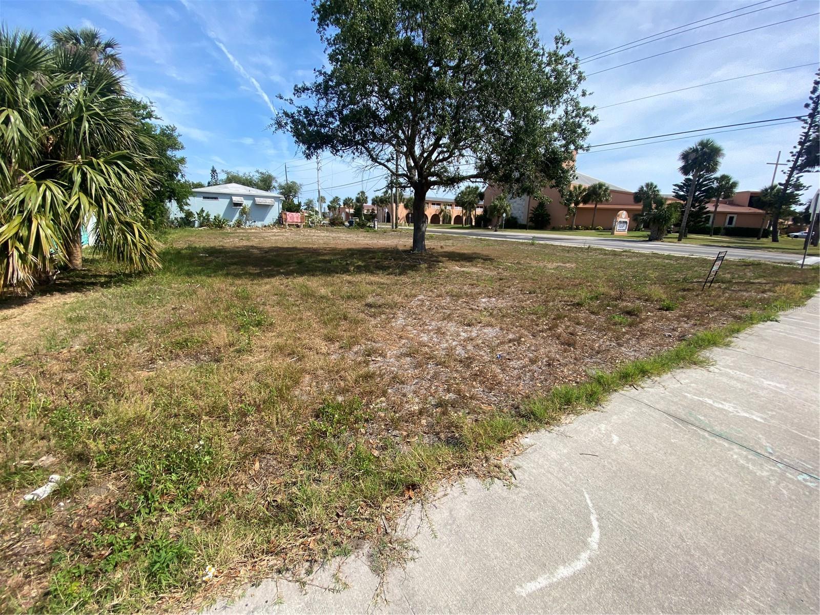 Details for 135 University Boulevard, DAYTONA BEACH, FL 32118