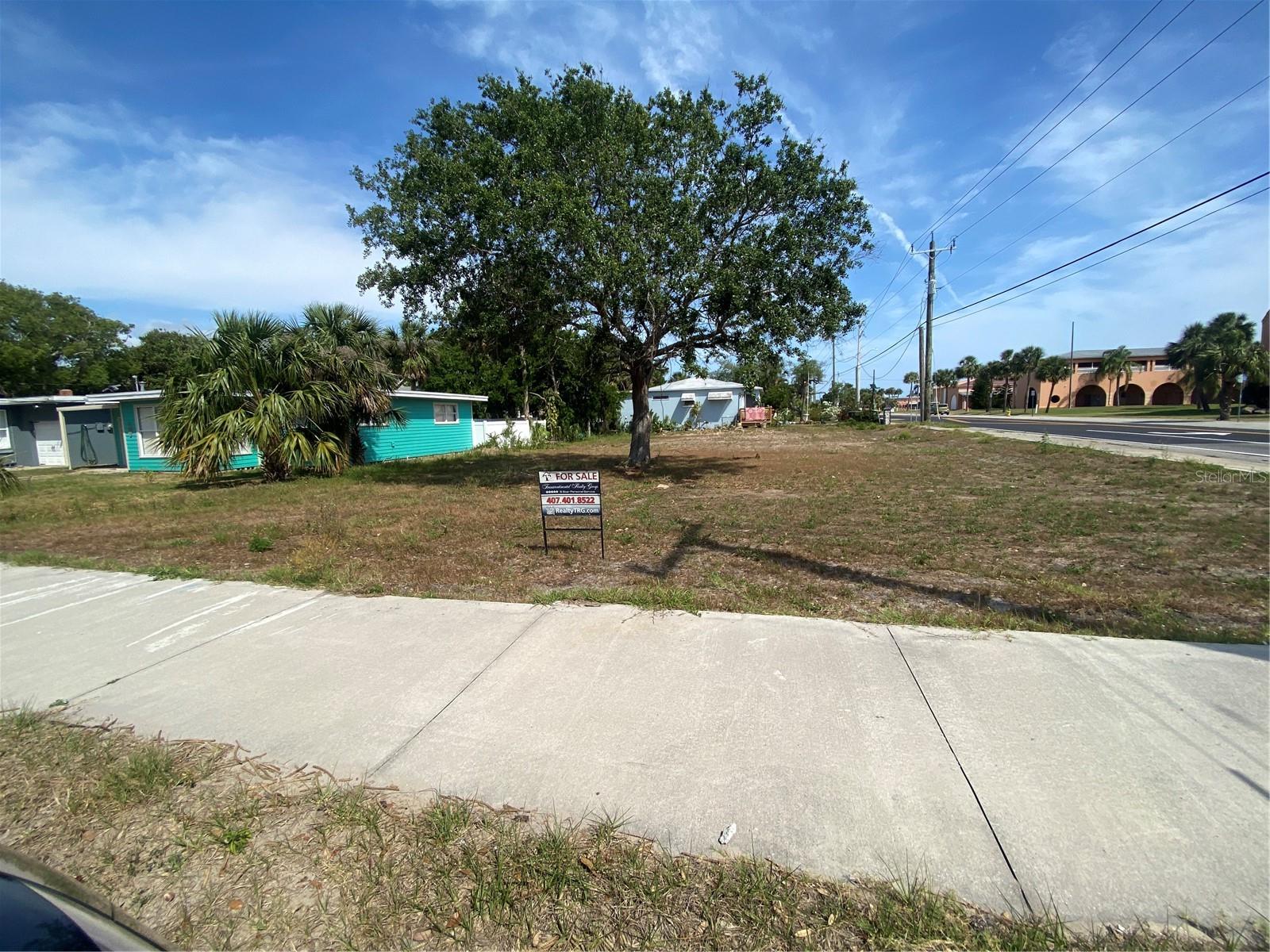Image 4 of 4 For 135 University Boulevard