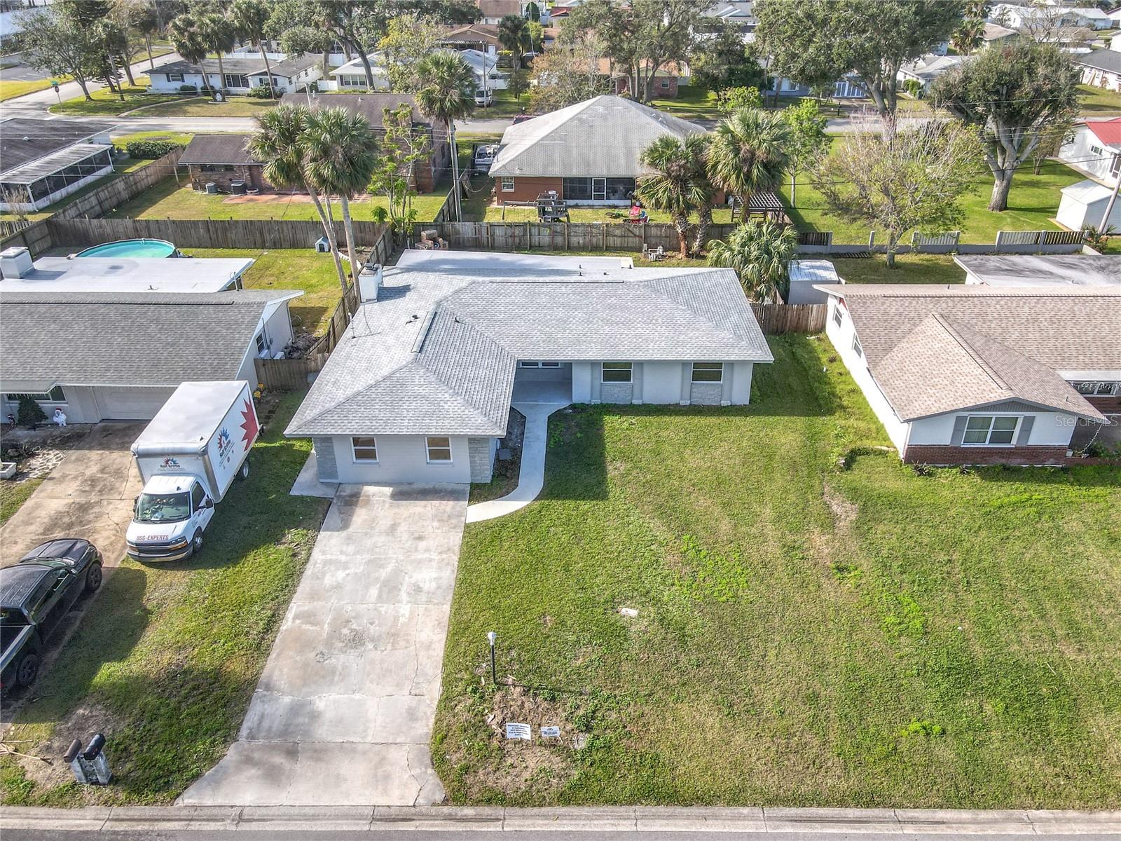 Image 4 of 54 For 1428 Margina Avenue