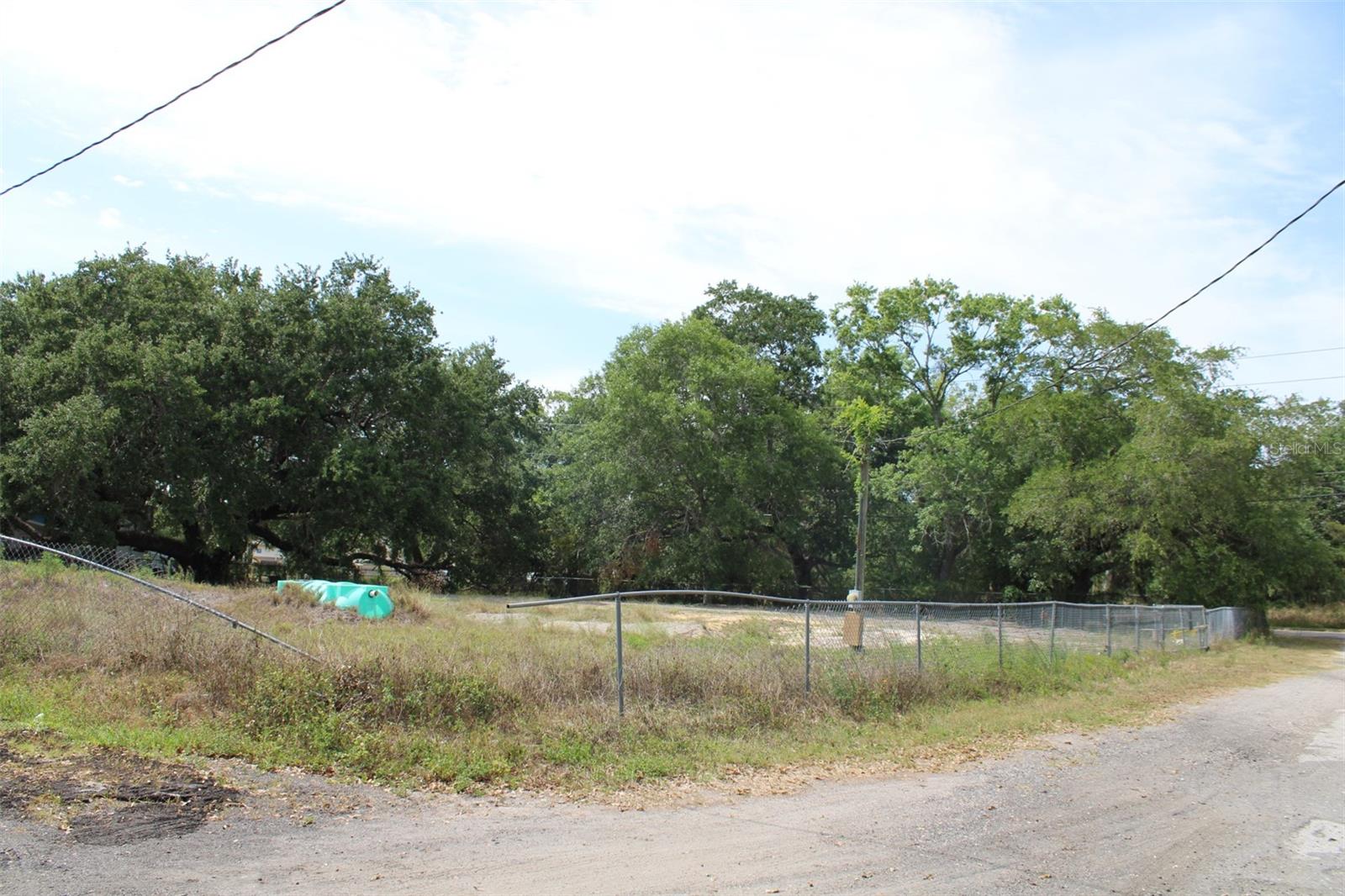 Image 3 of 6 For 9506 Hoenstine Avenue