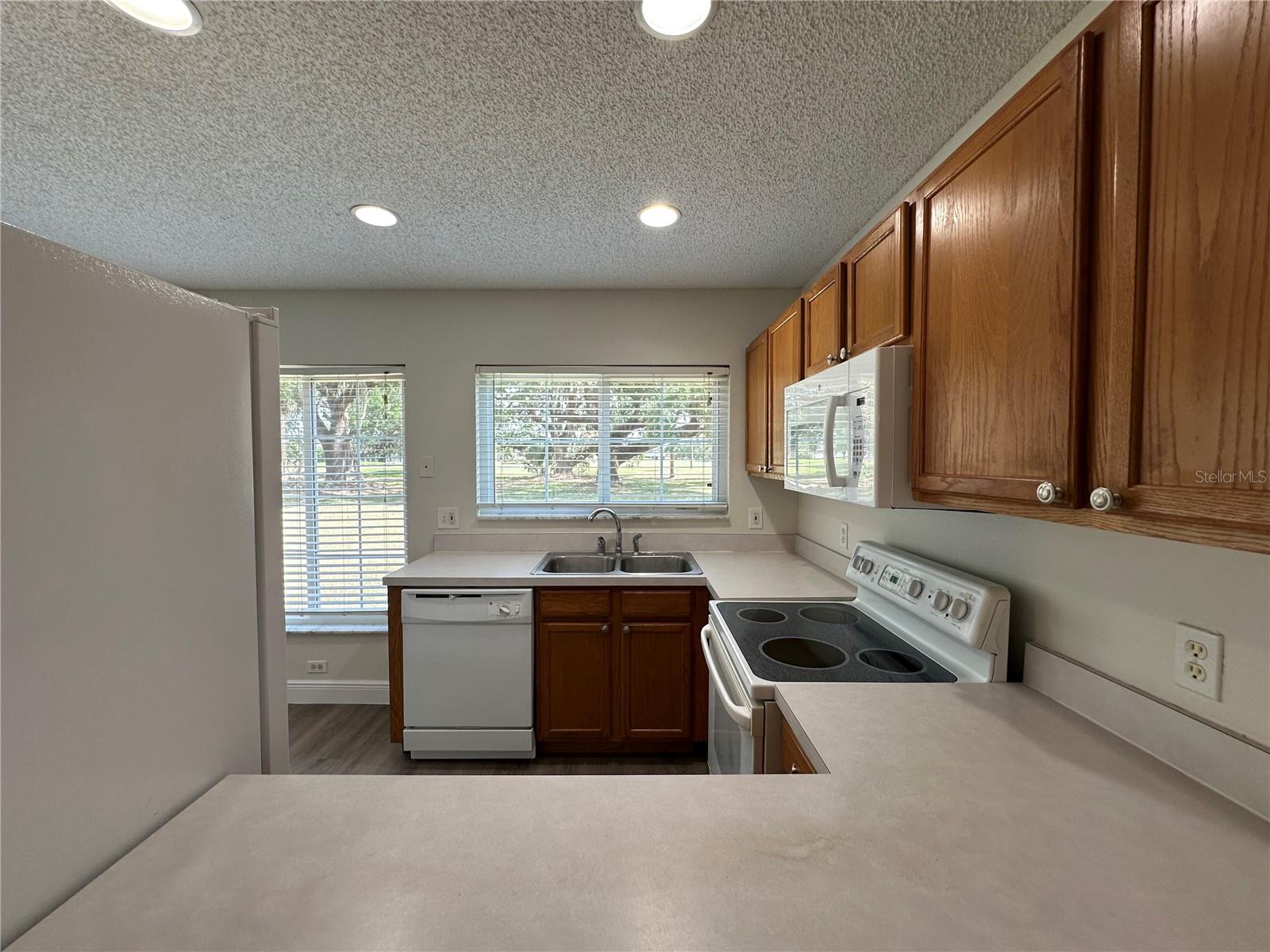 Image 18 of 34 For 2840 Osprey Cove Place 102