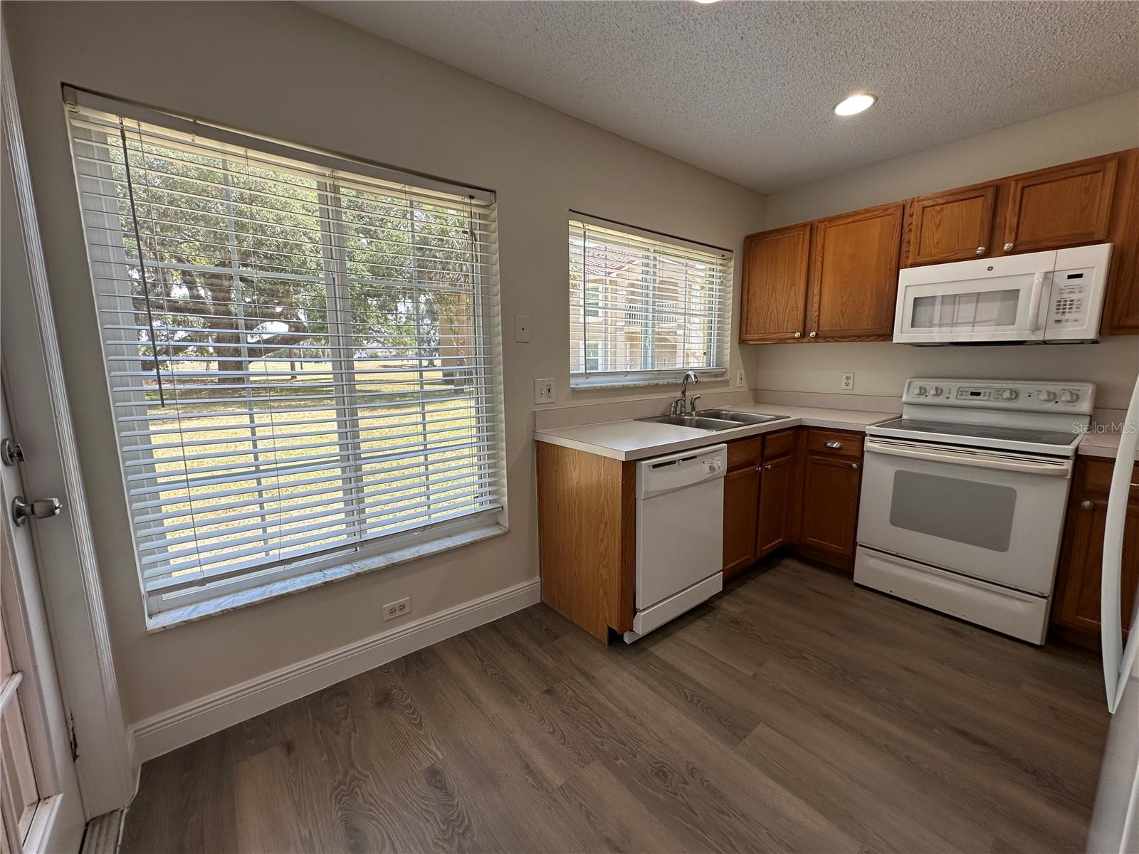 Image 19 of 34 For 2840 Osprey Cove Place 102