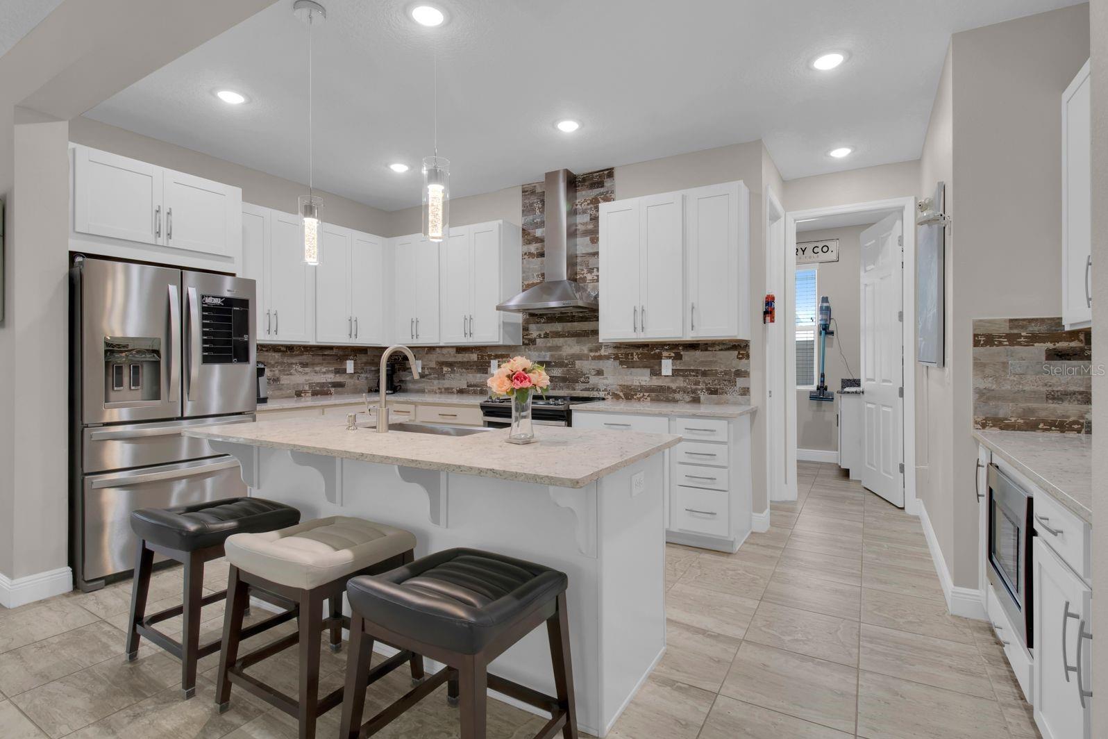 Image 11 of 56 For 2487 Empress Drive