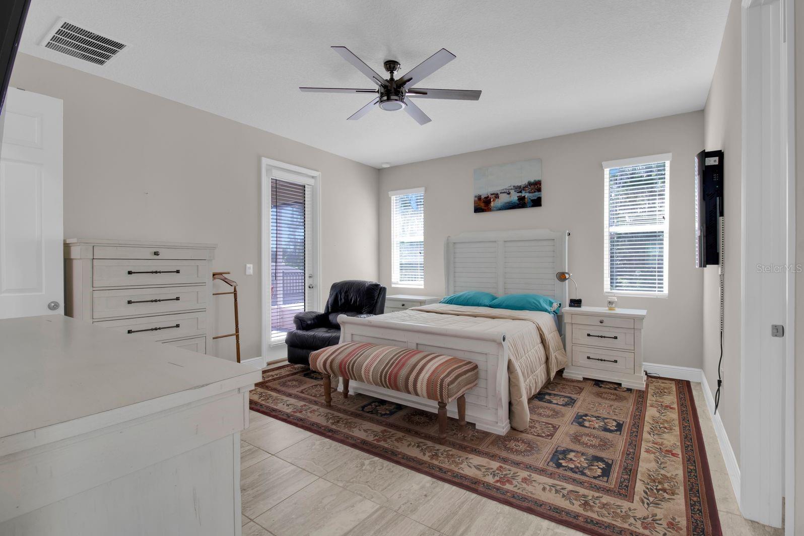 Image 18 of 56 For 2487 Empress Drive