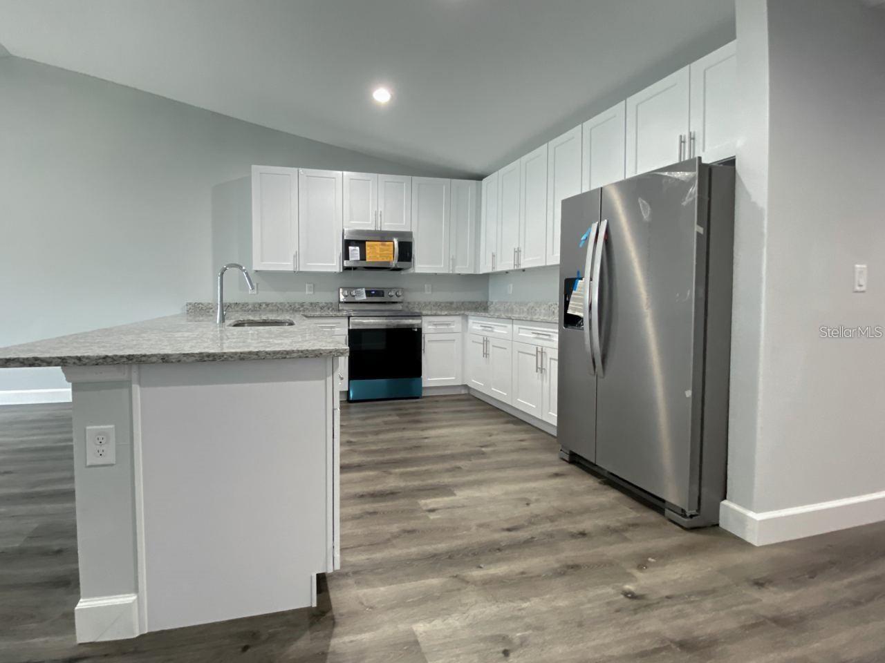 Image 2 of 8 For 8511 Dinnano Street 8513