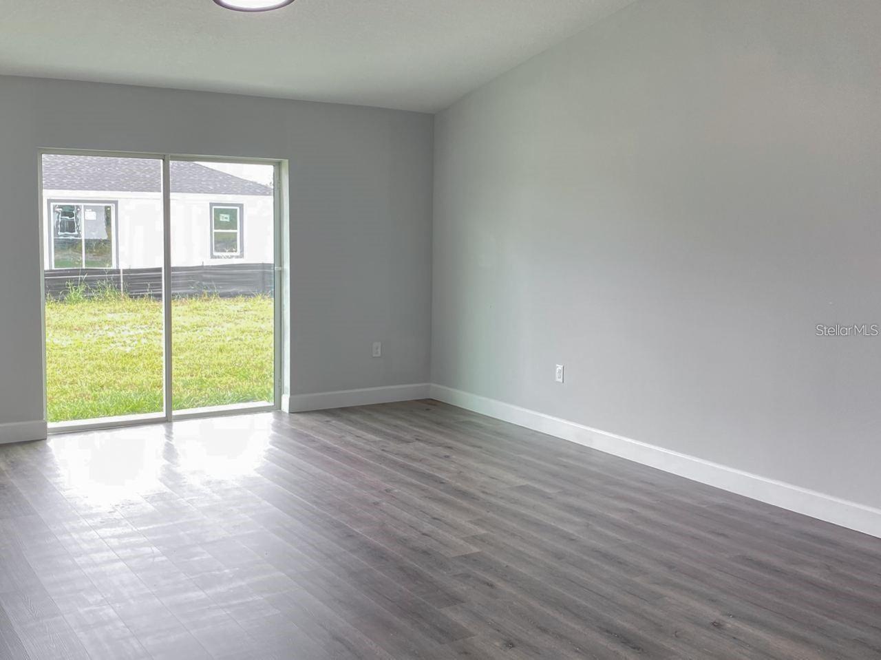 Image 6 of 8 For 8511 Dinnano Street 8513
