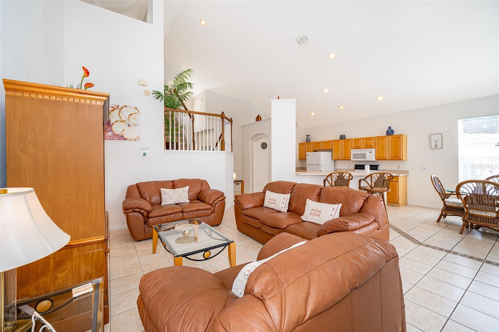 Image 12 of 39 For 8217 Fan Palm Way