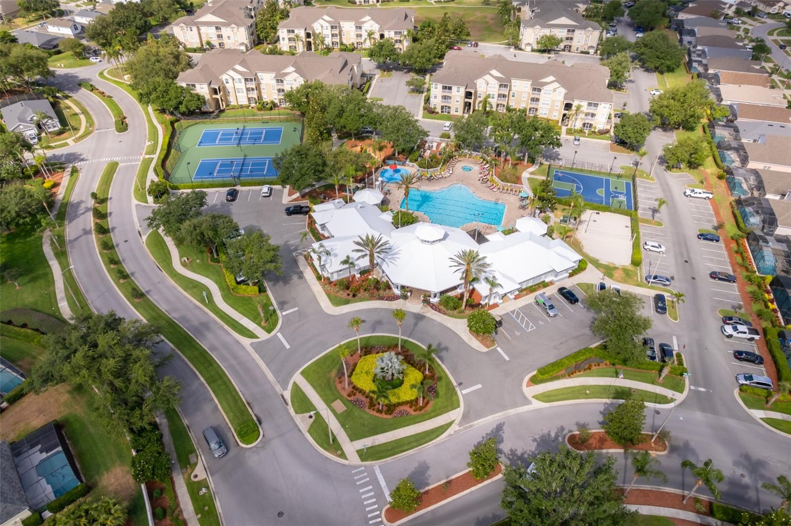 Image 33 of 39 For 8217 Fan Palm Way