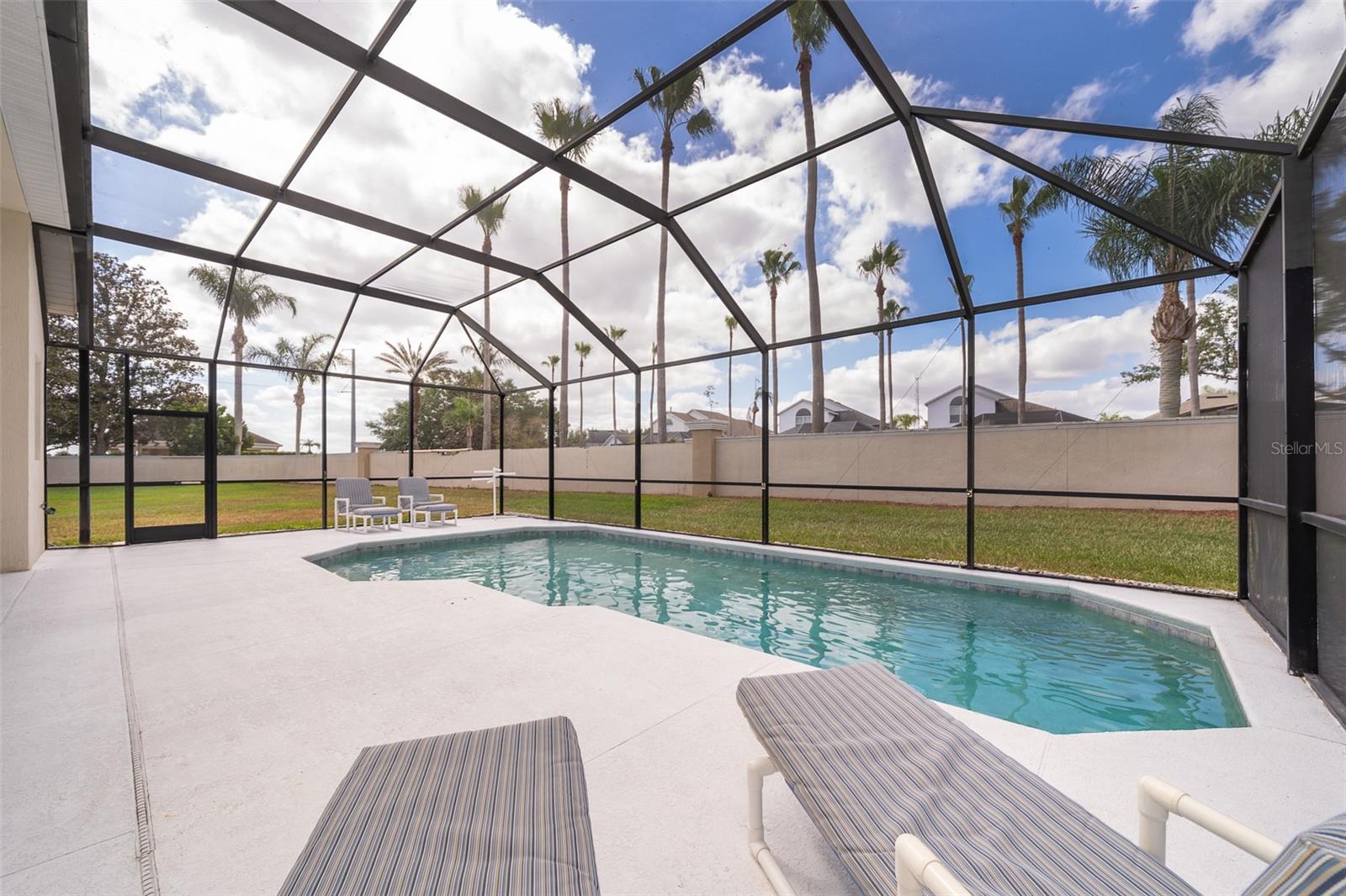 Image 37 of 39 For 8217 Fan Palm Way
