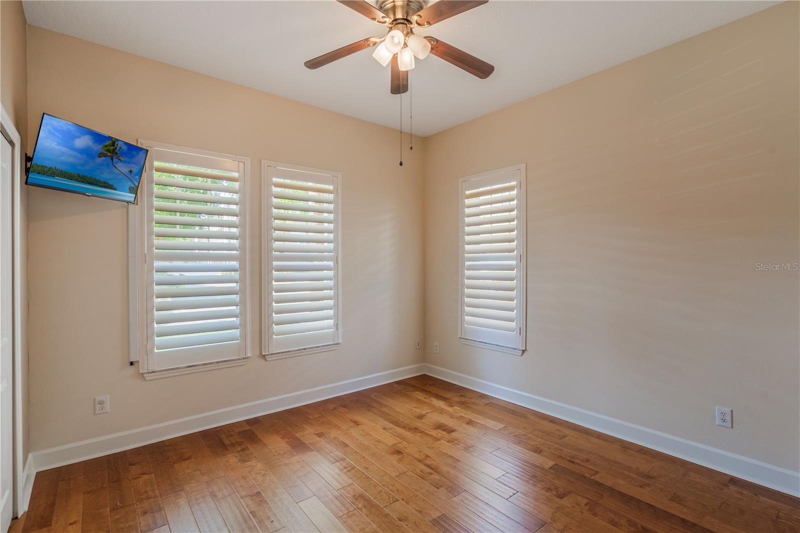 Image 17 of 36 For 1231 Wright Circle 108