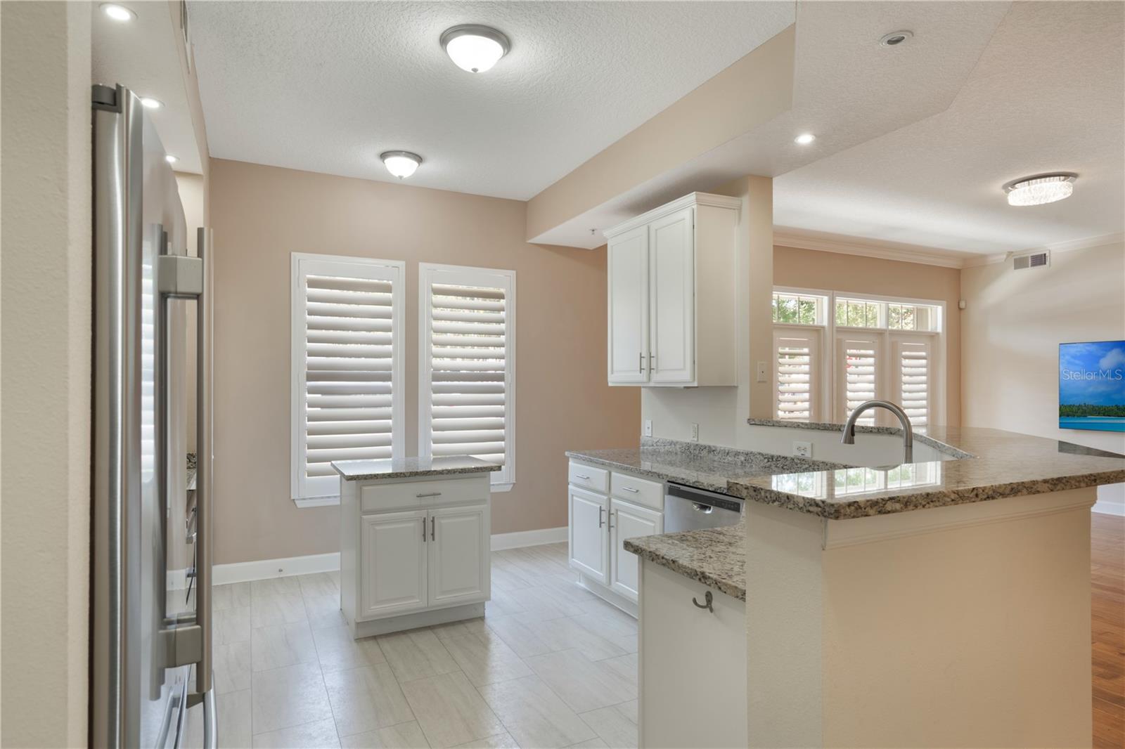 Image 8 of 36 For 1231 Wright Circle 108