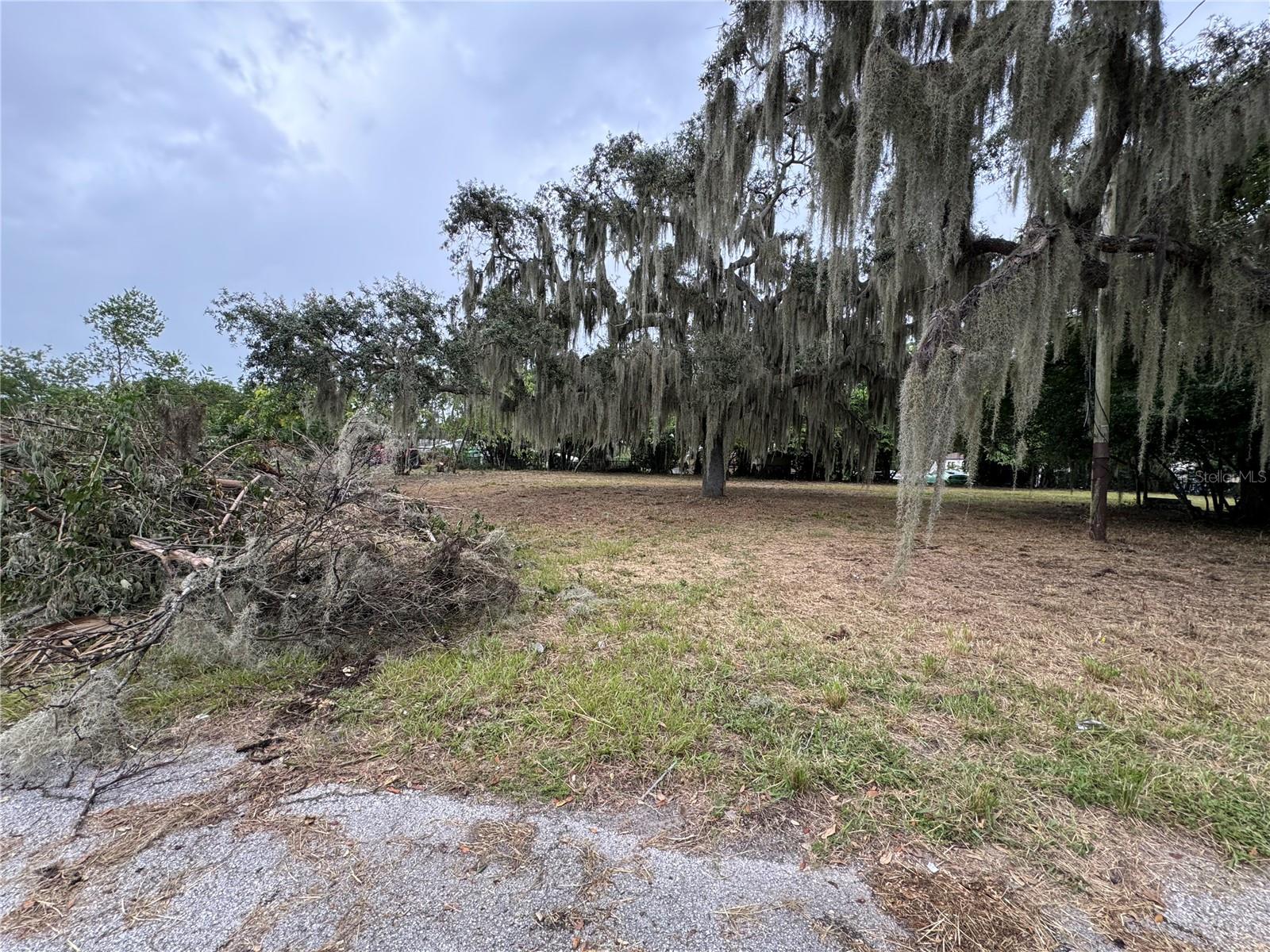 Image 3 of 3 For Northside Drive W